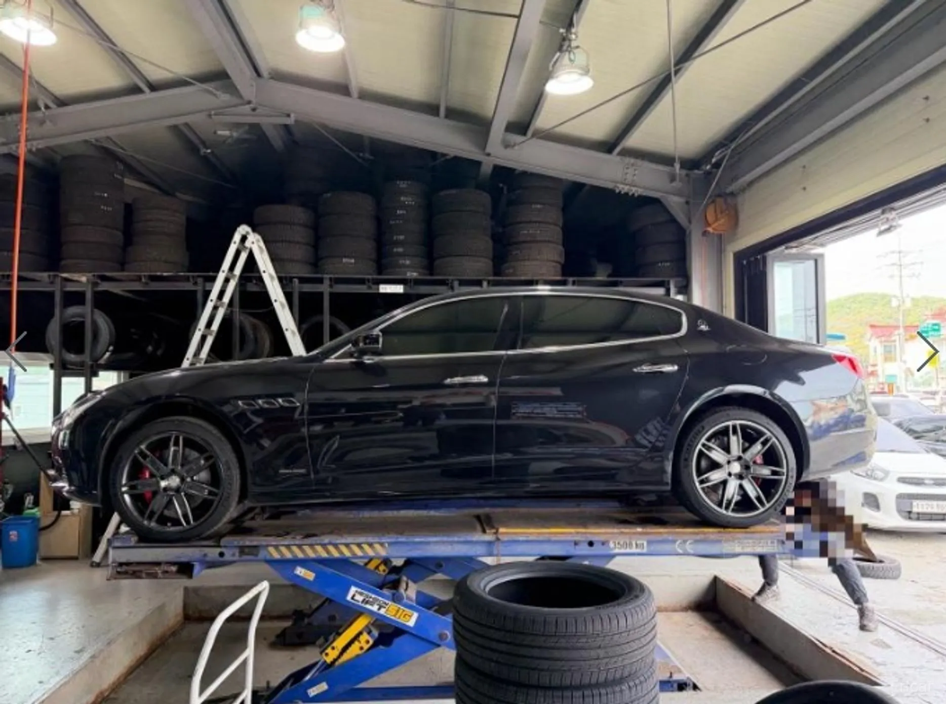 Maserati Quattroporte превью 18