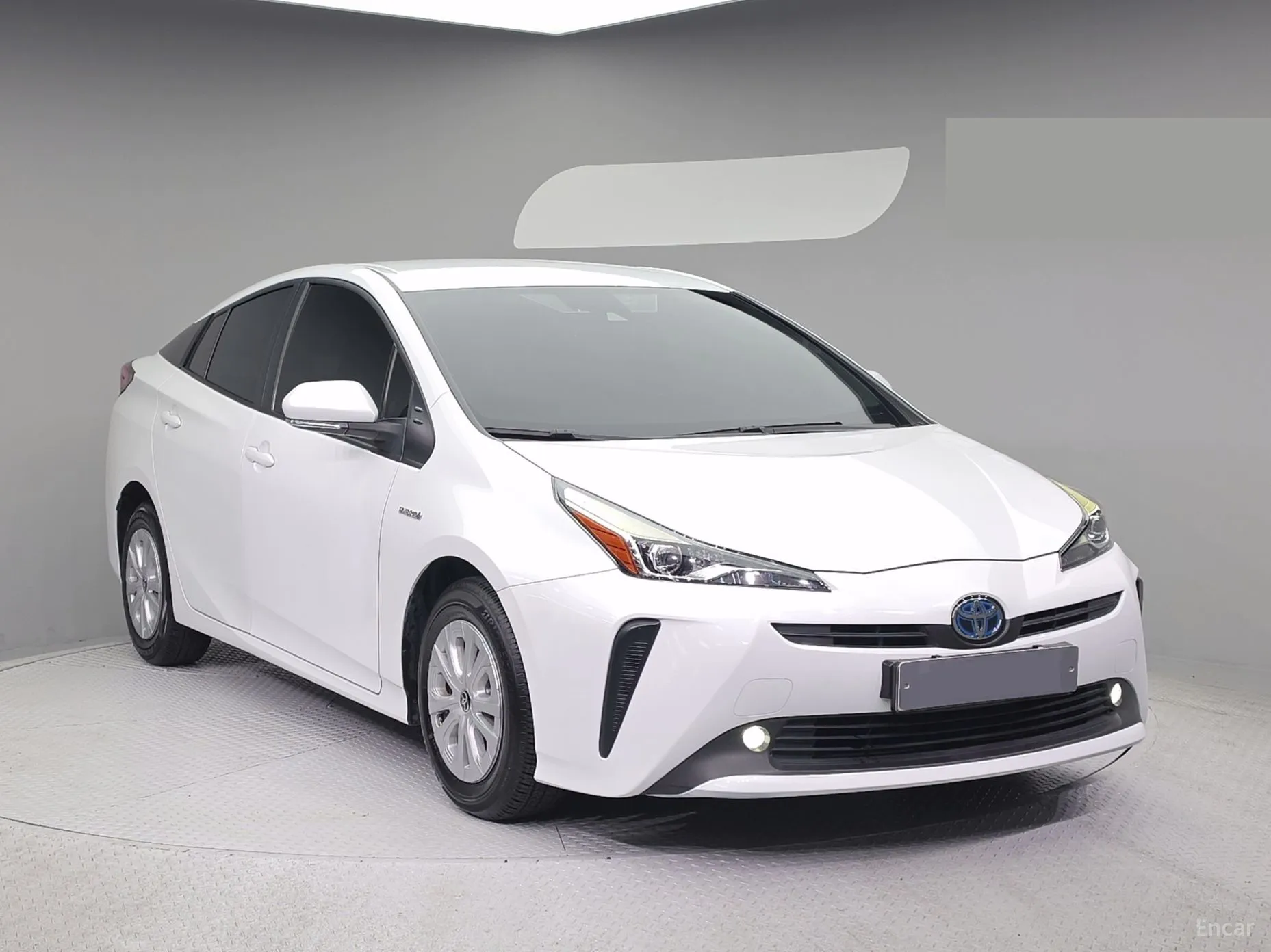 Toyota Prius 4th Generation превью 3