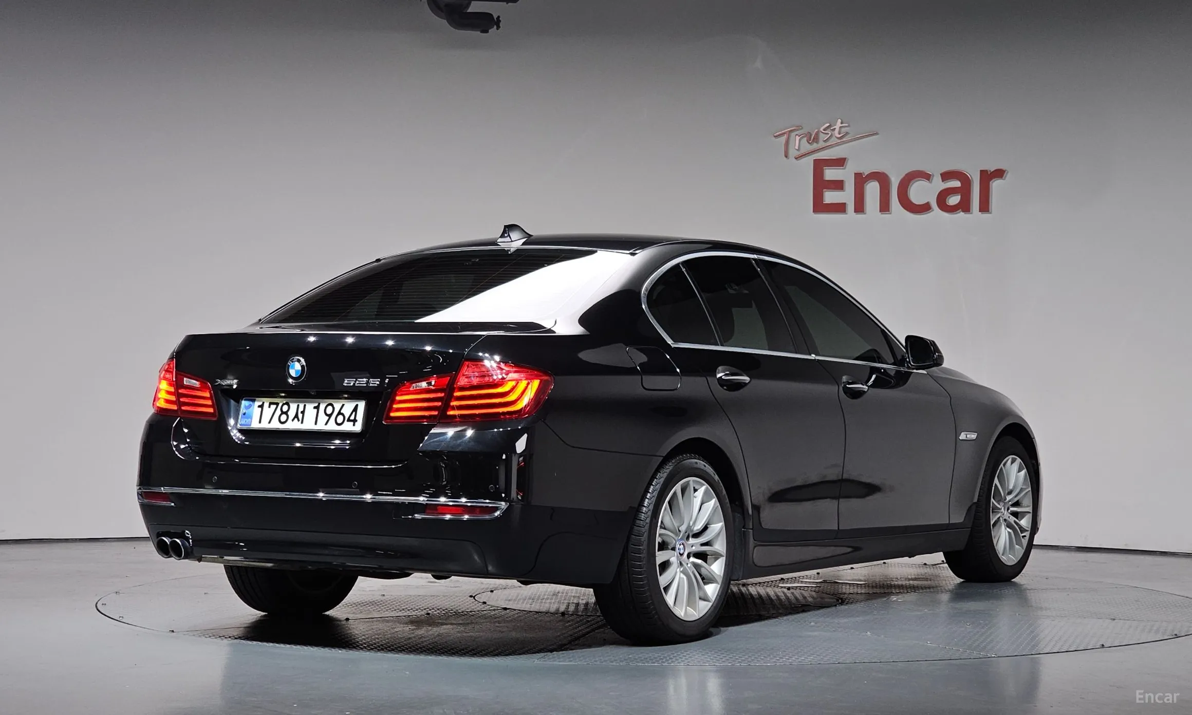 BMW 5 Series (F10)