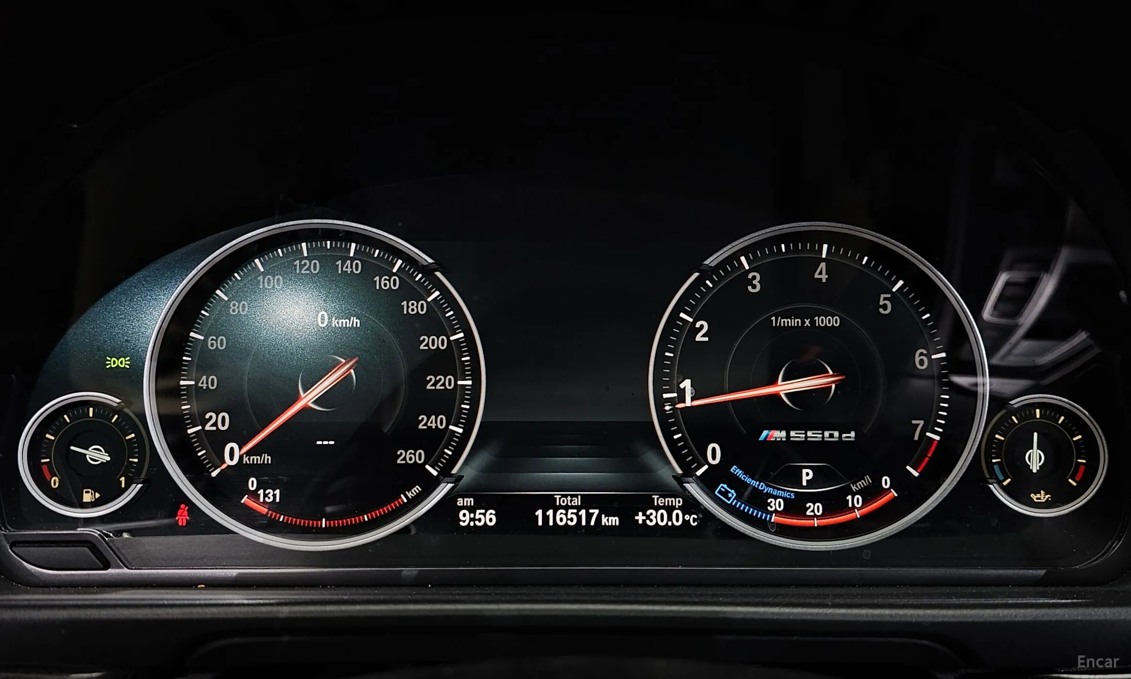BMW 5 Series (F10) превью 8