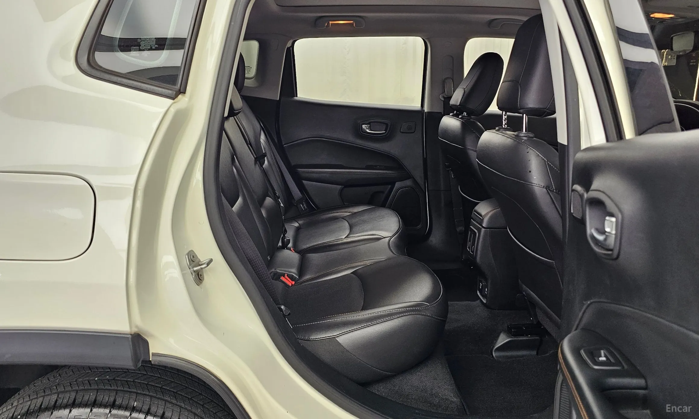 Jeep Compass 2nd Generation превью 12