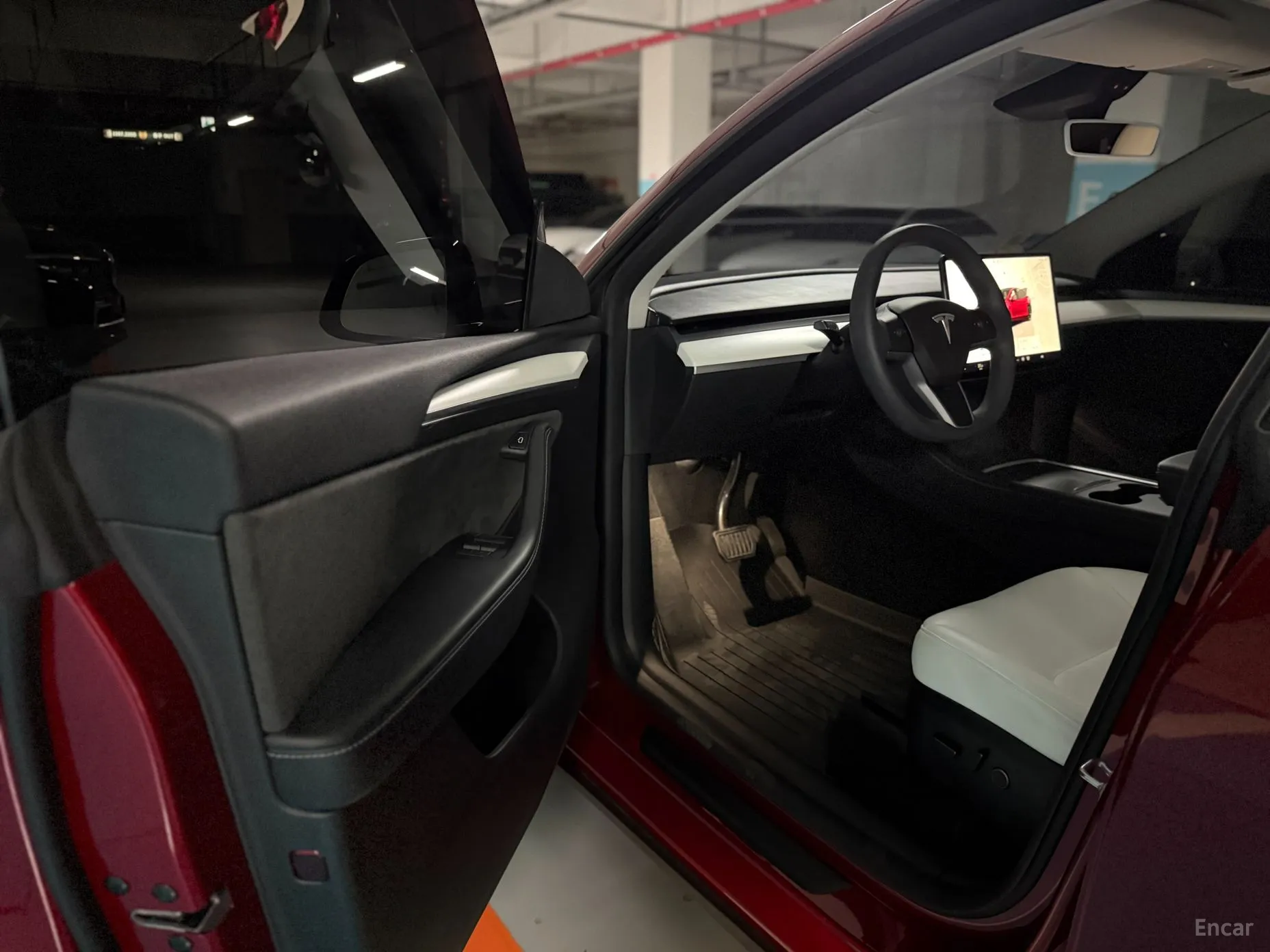 Tesla Model Y превью 13
