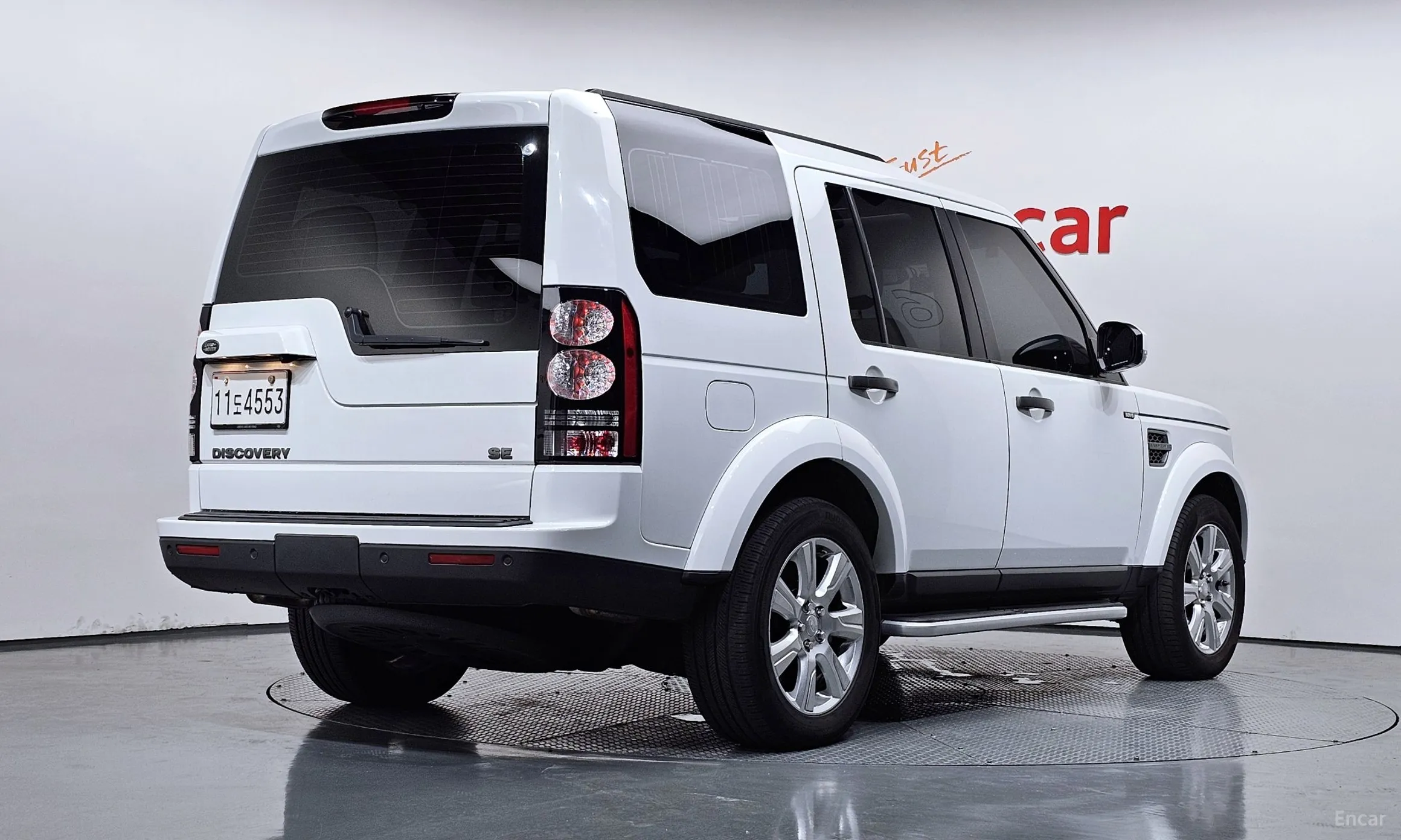 Land Rover Discovery 4