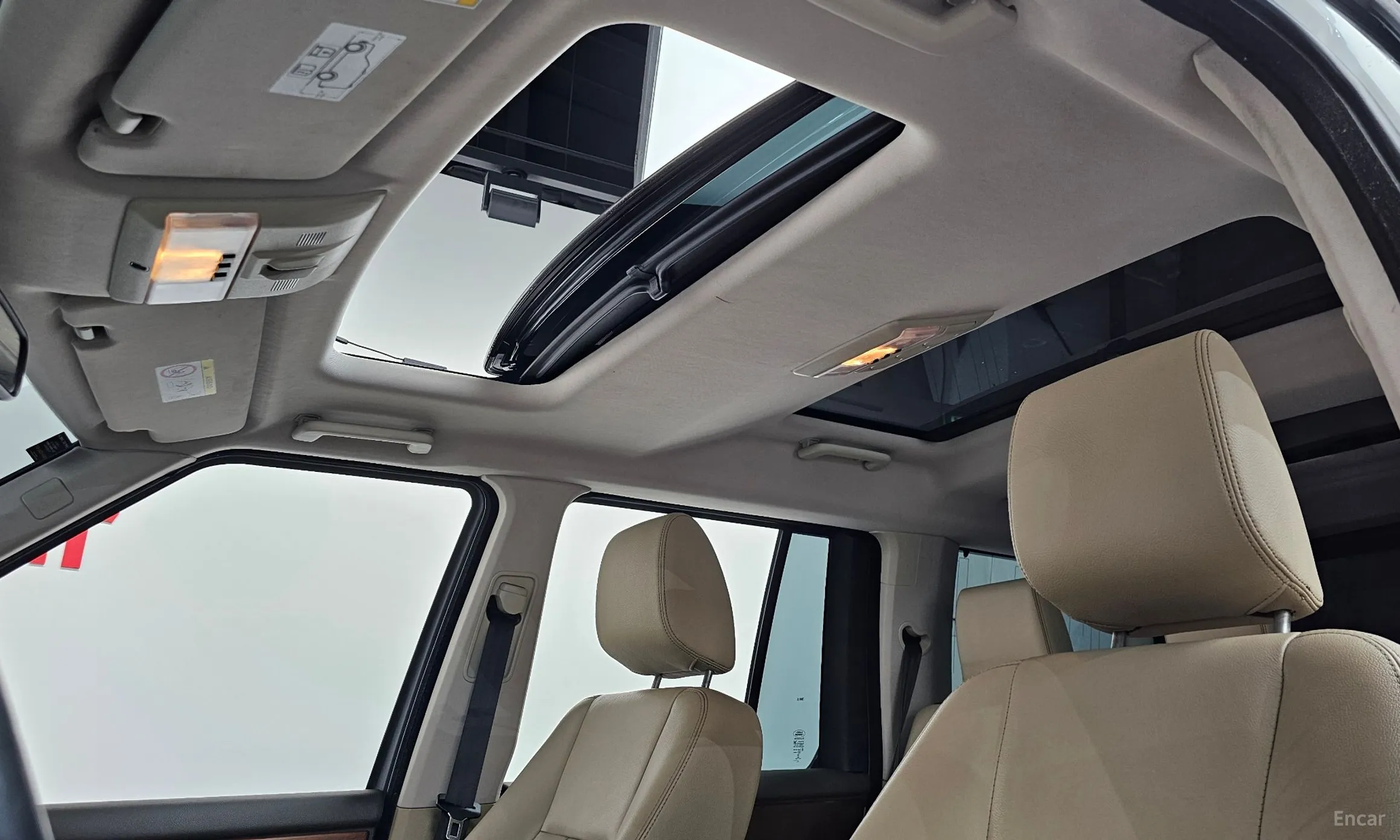 Land Rover Discovery 4 превью 18