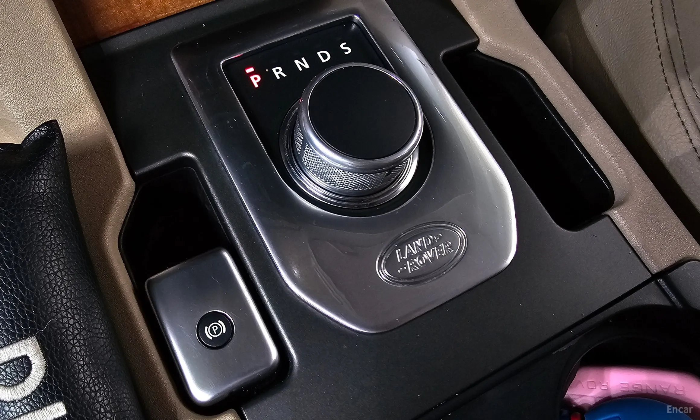 Land Rover Discovery 4 превью 9