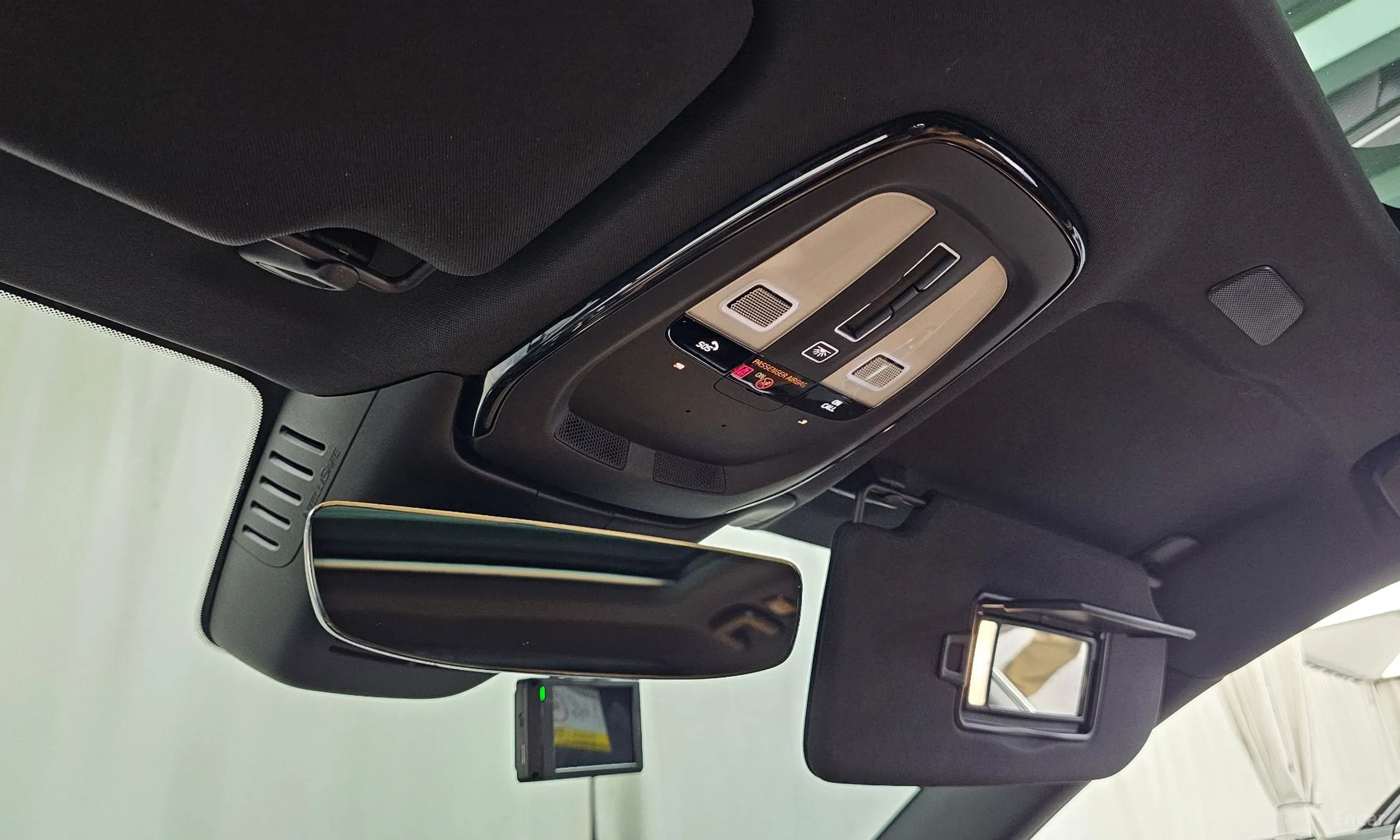 Volvo S90 превью 18
