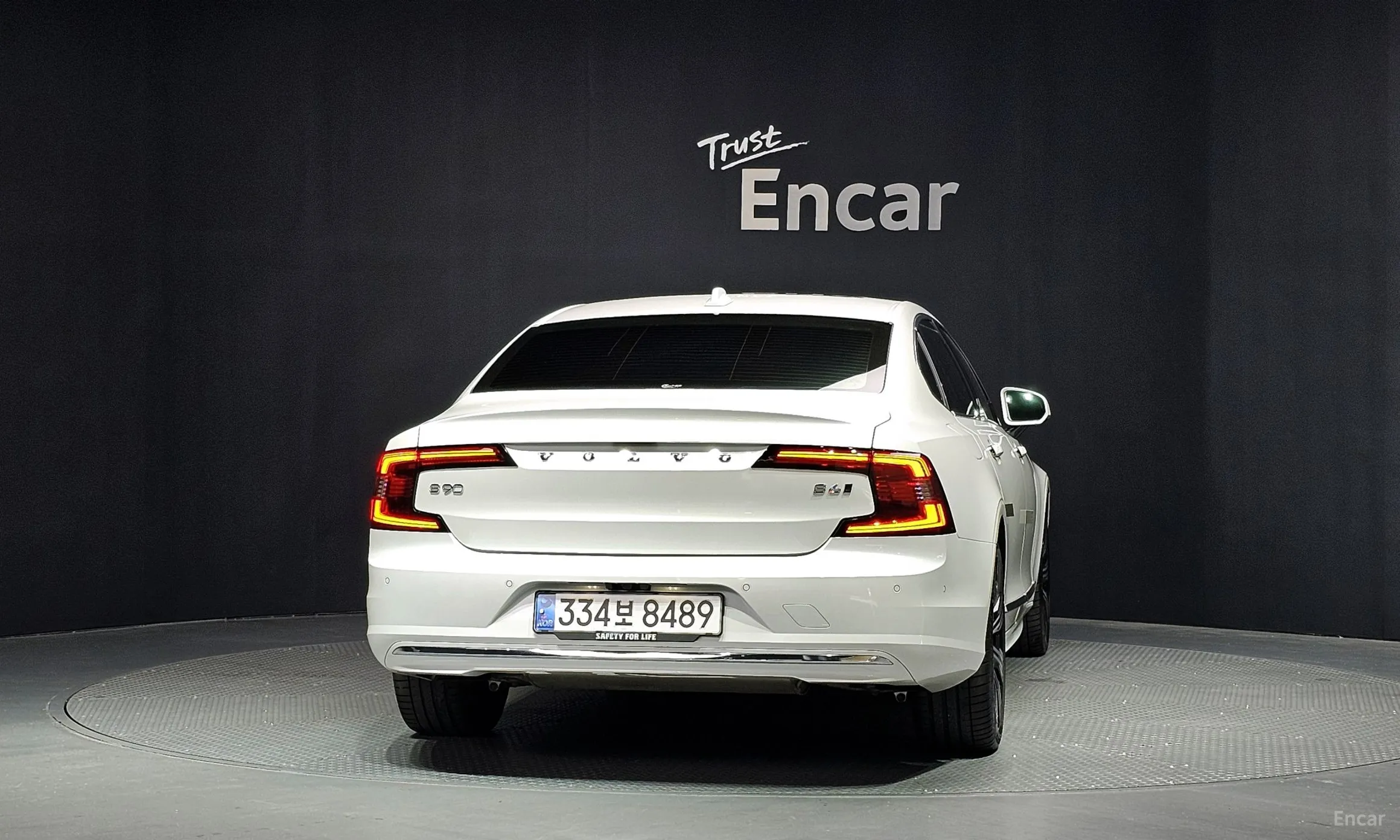 Volvo S90 превью 4