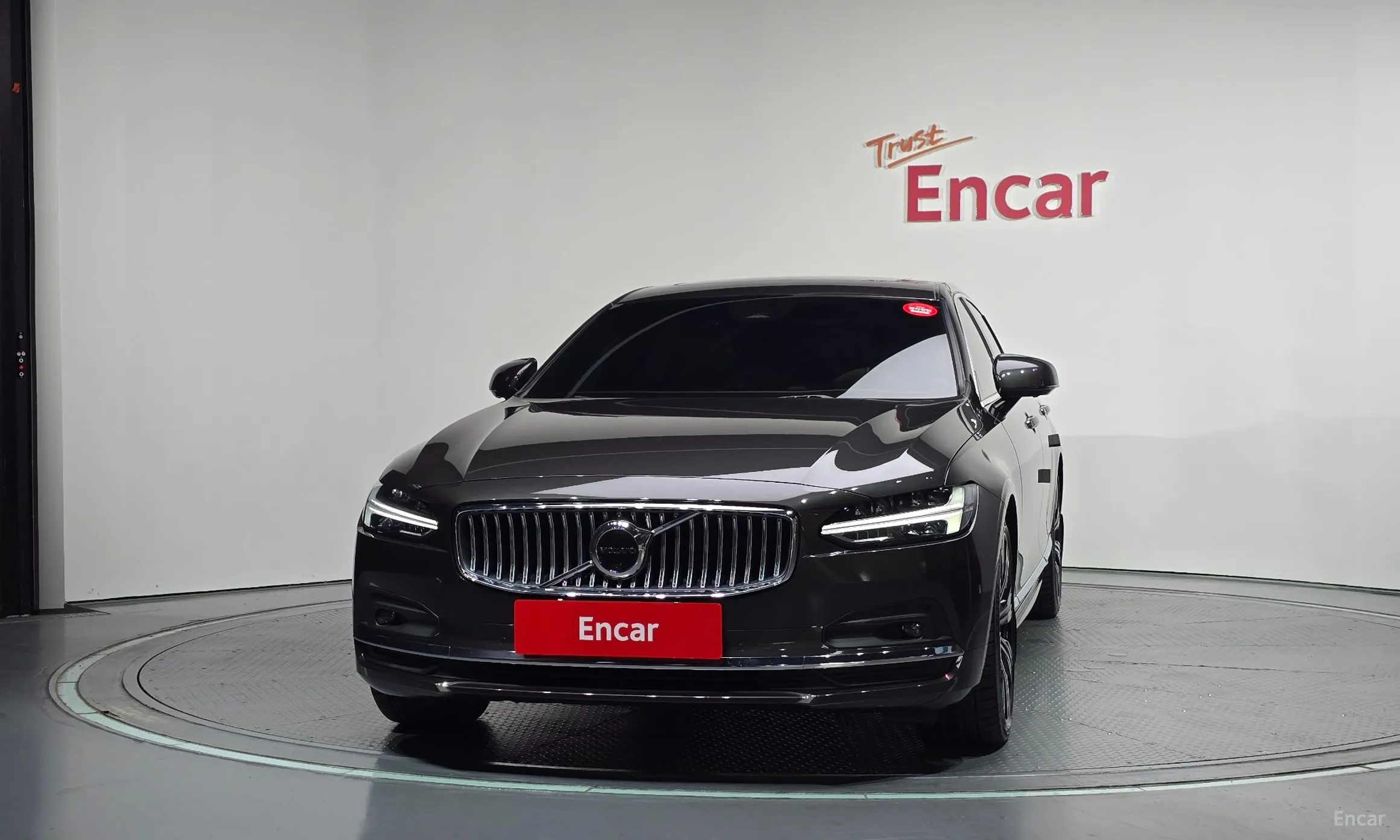 Volvo S90 превью 3