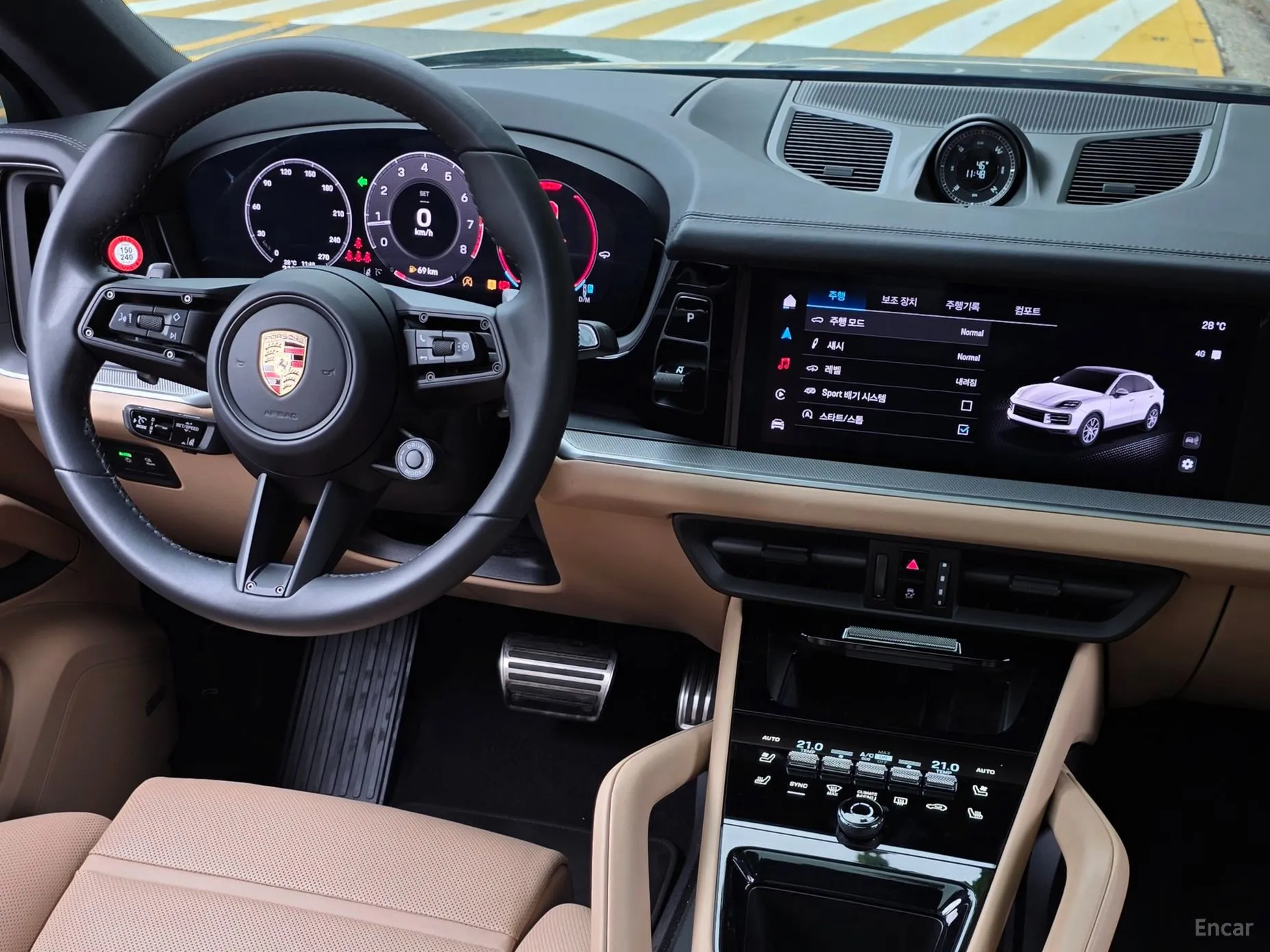 Porsche Cayenne (PO536) превью 13
