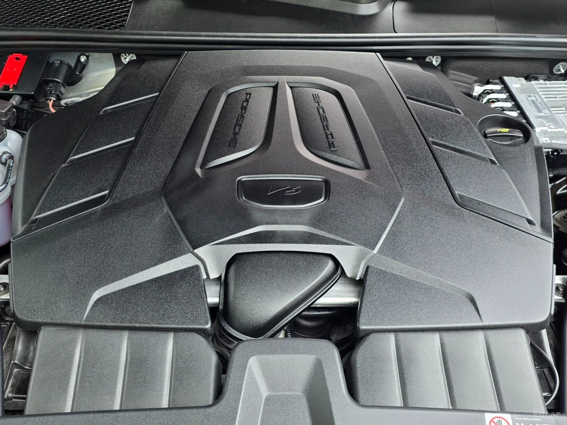 Porsche Cayenne (PO536) превью 6