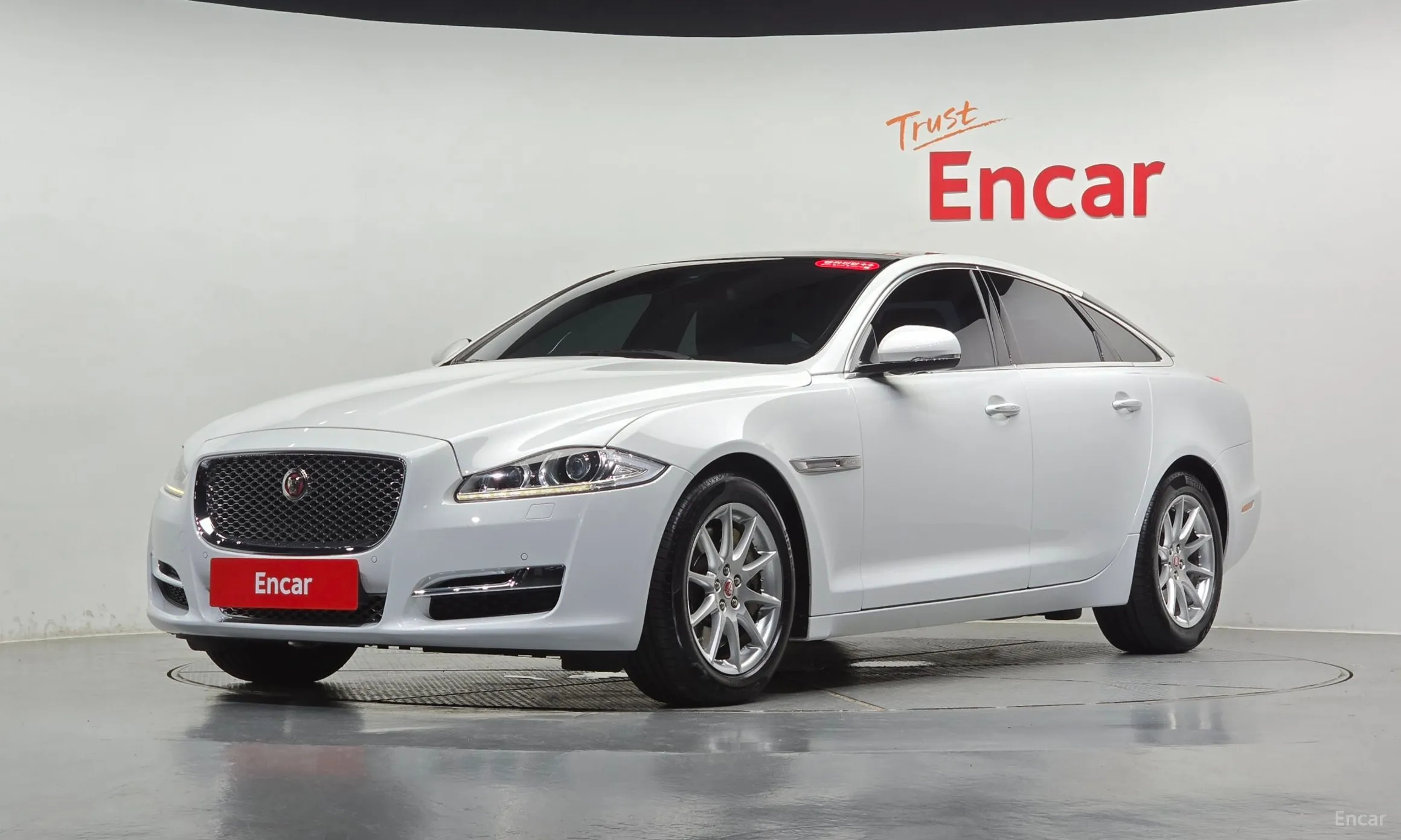 Jaguar All New XJ