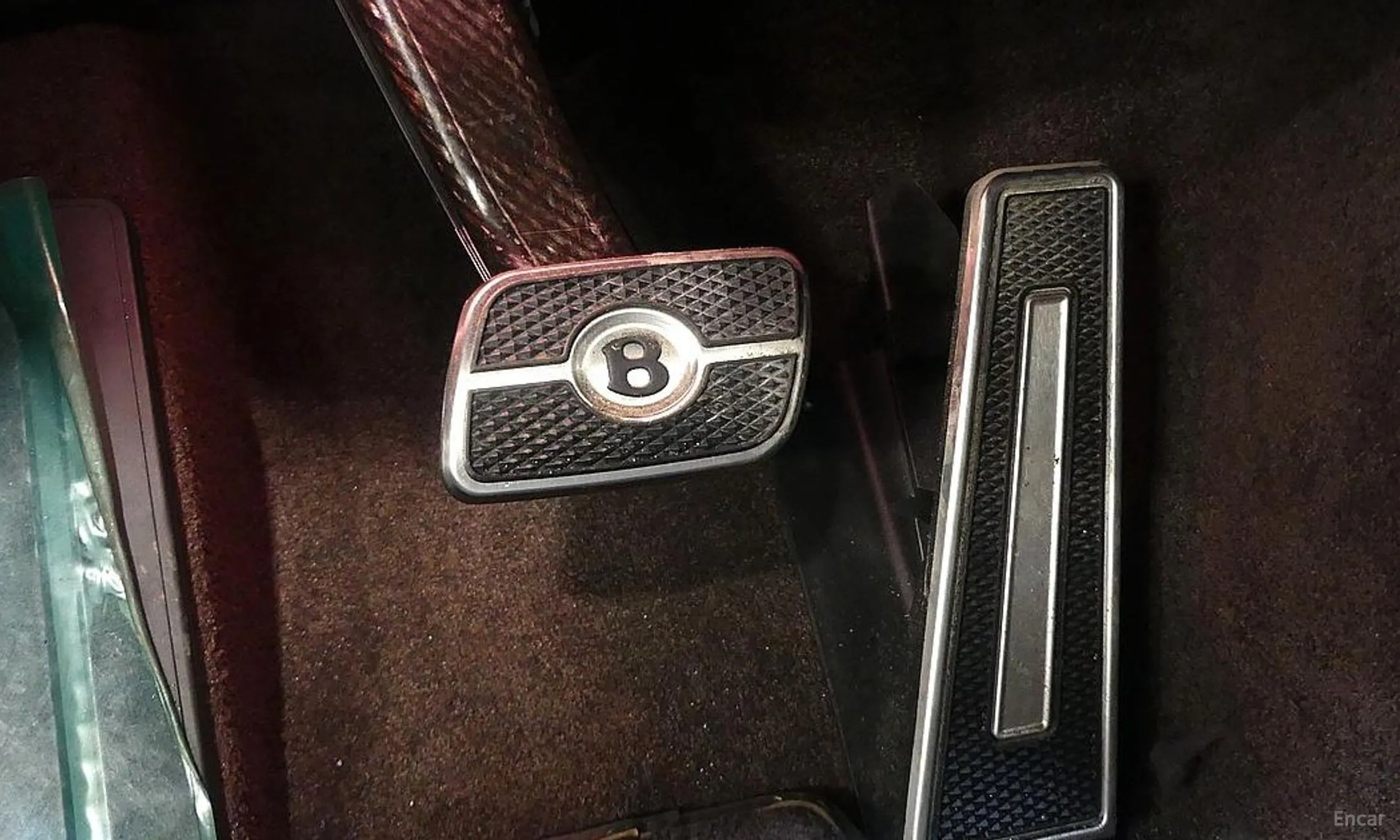Bentley Flying Spur 4th Generation превью 15