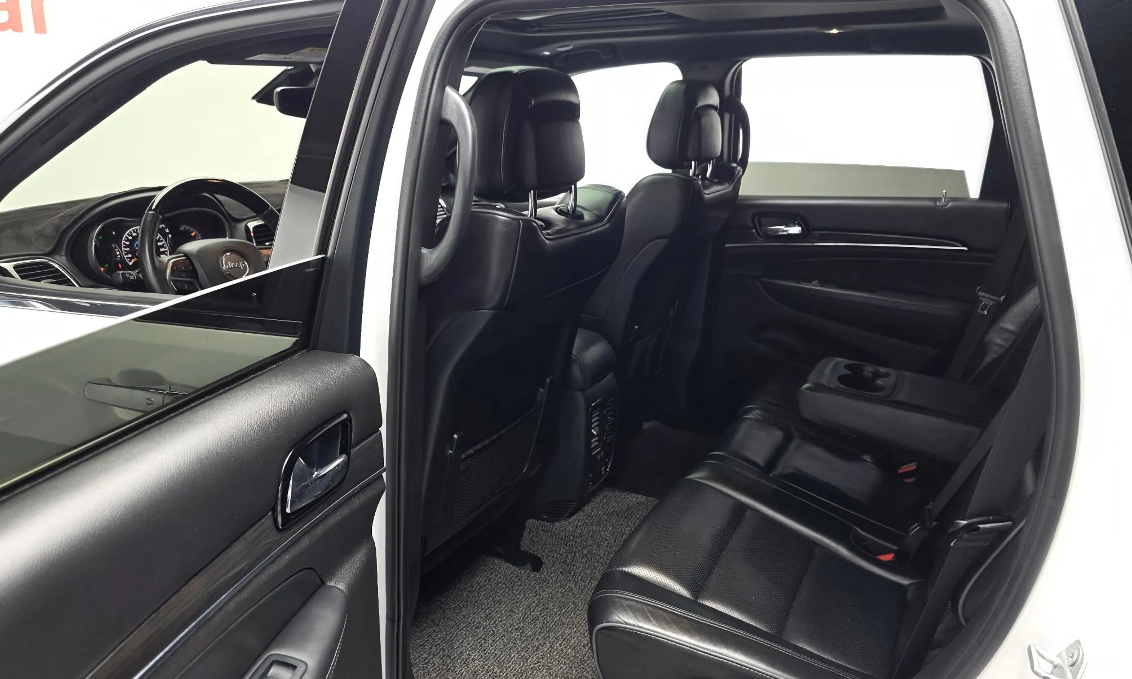 Jeep Grand Cherokee превью 11