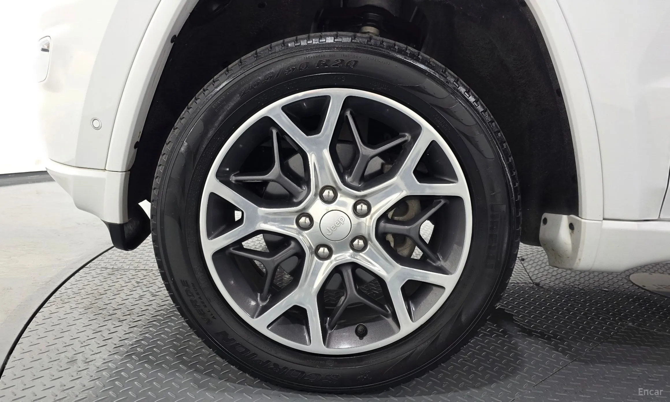 Jeep Grand Cherokee превью 5