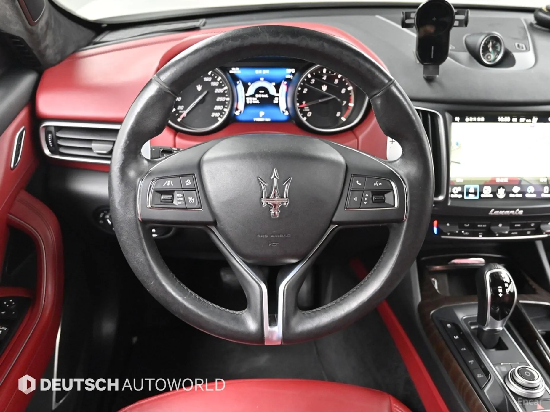Maserati Levante превью 10