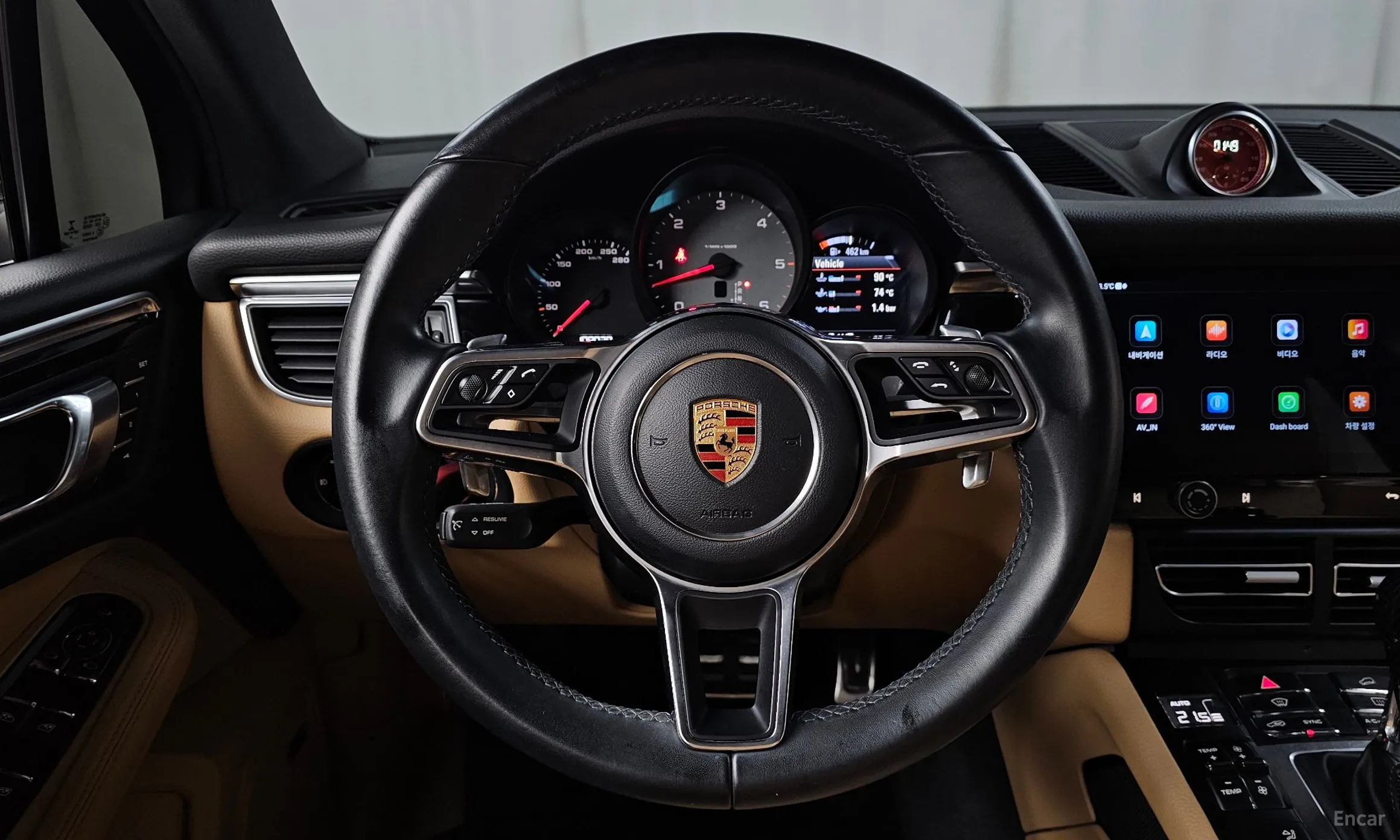Porsche Macan превью 13