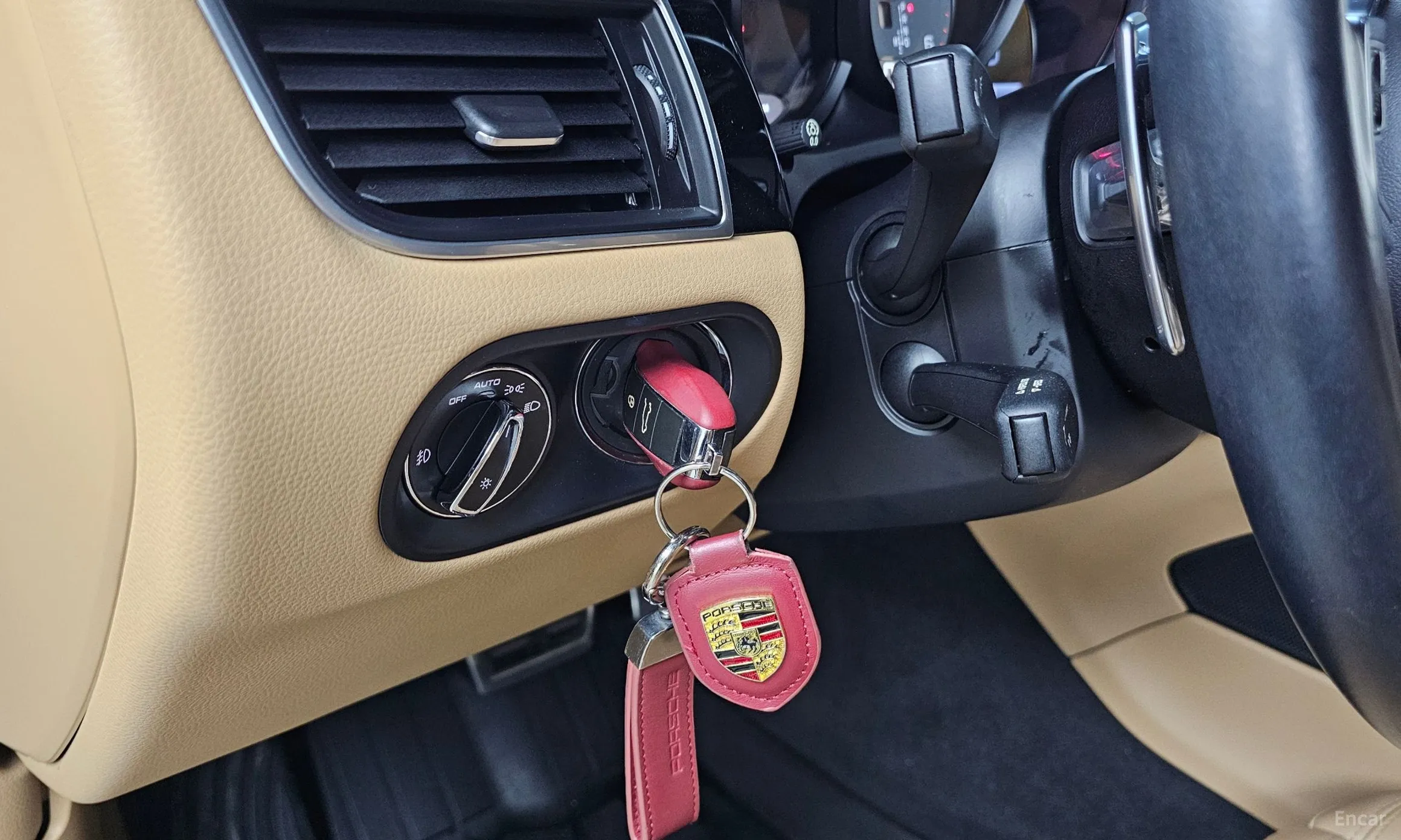 Porsche Macan превью 14