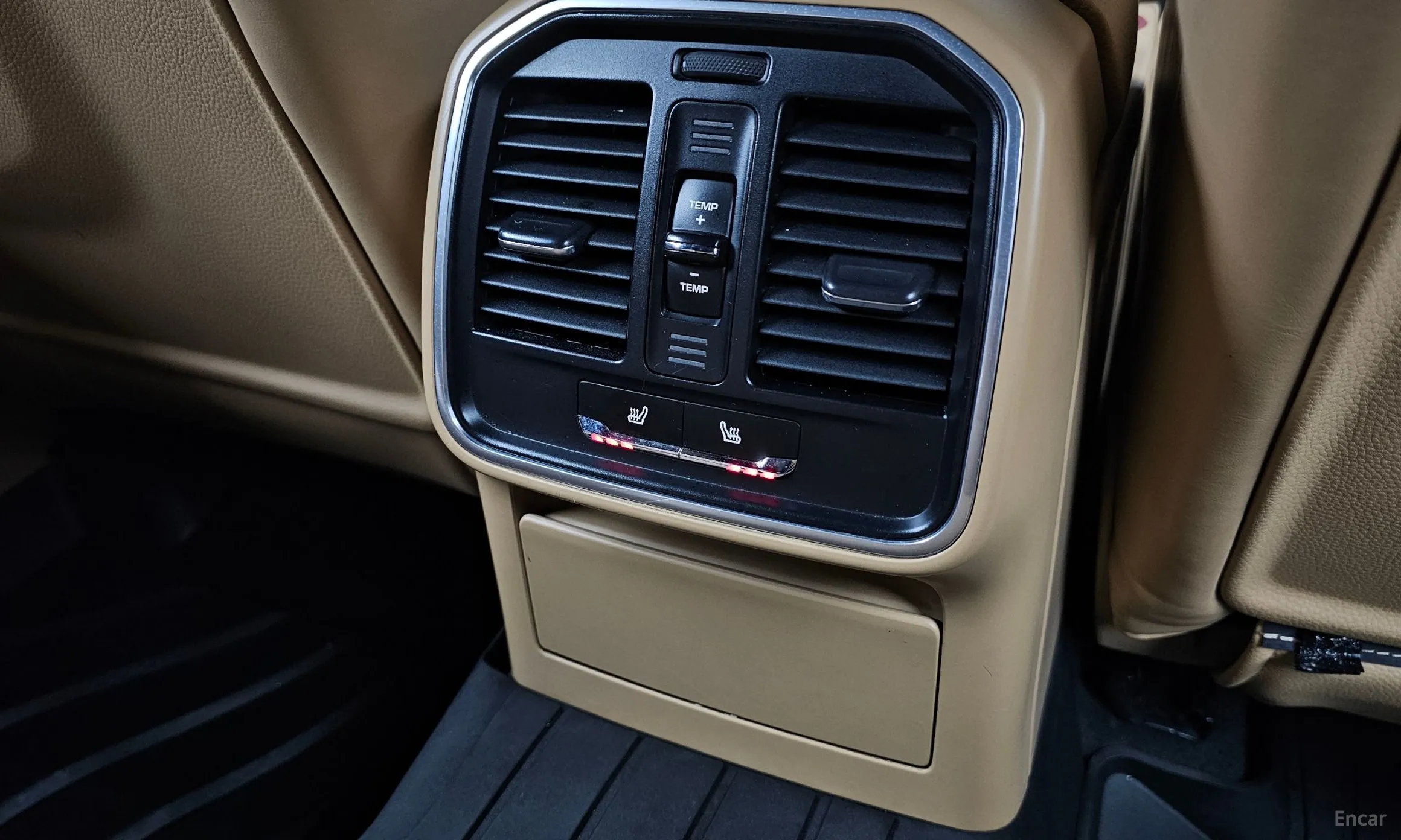 Porsche Macan превью 18