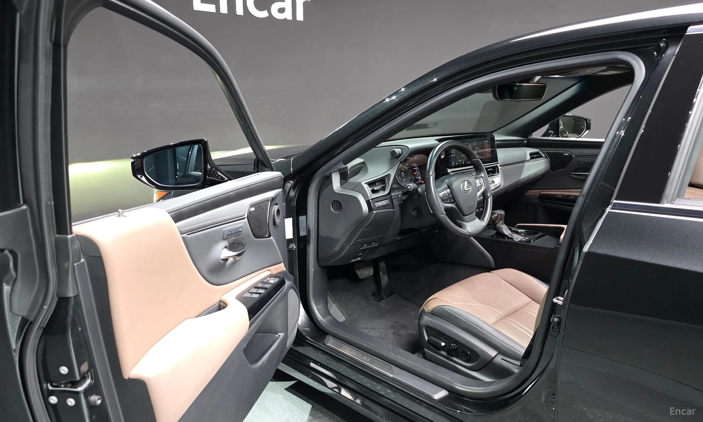 Lexus ES300h 7th Generation превью 10