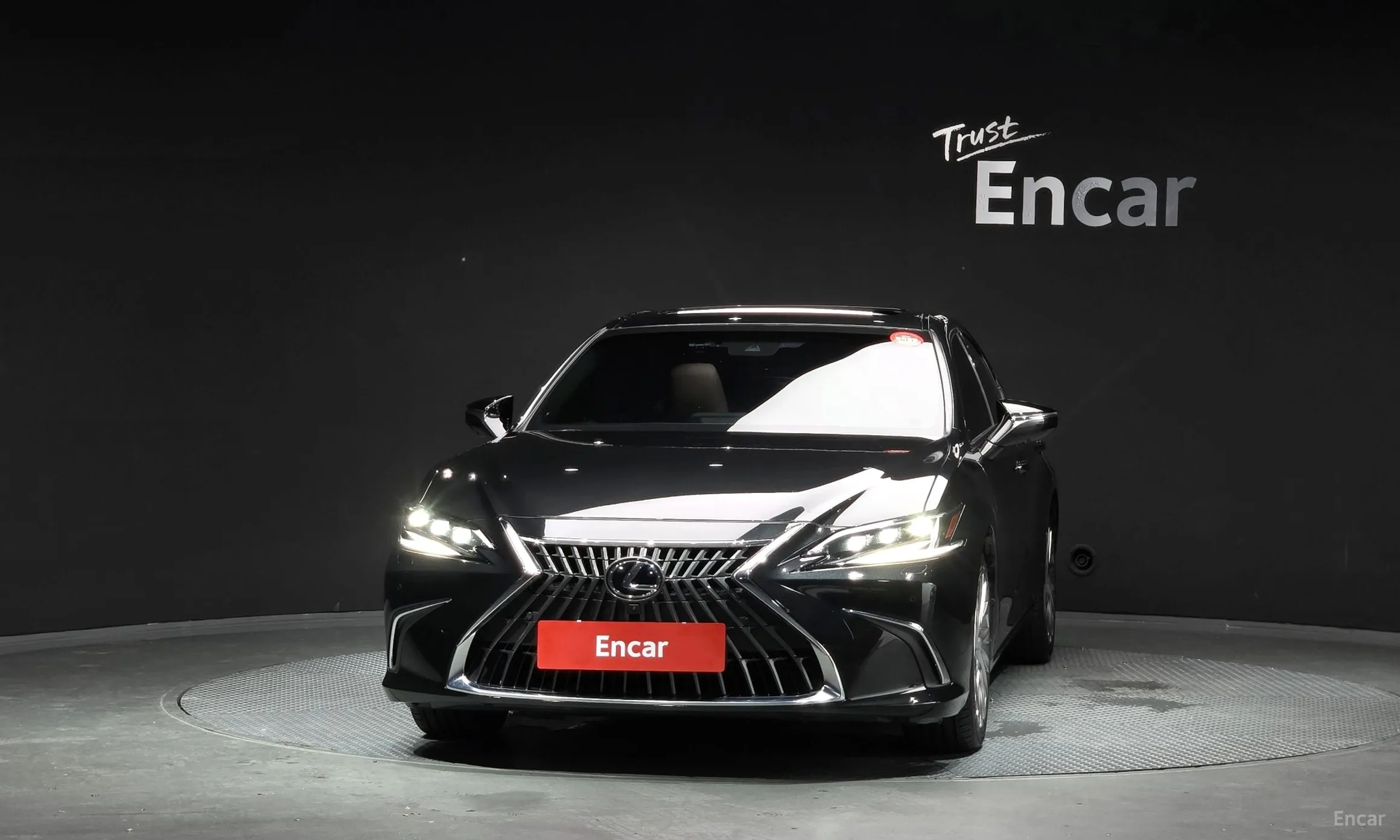 Lexus ES300h 7th Generation превью 3