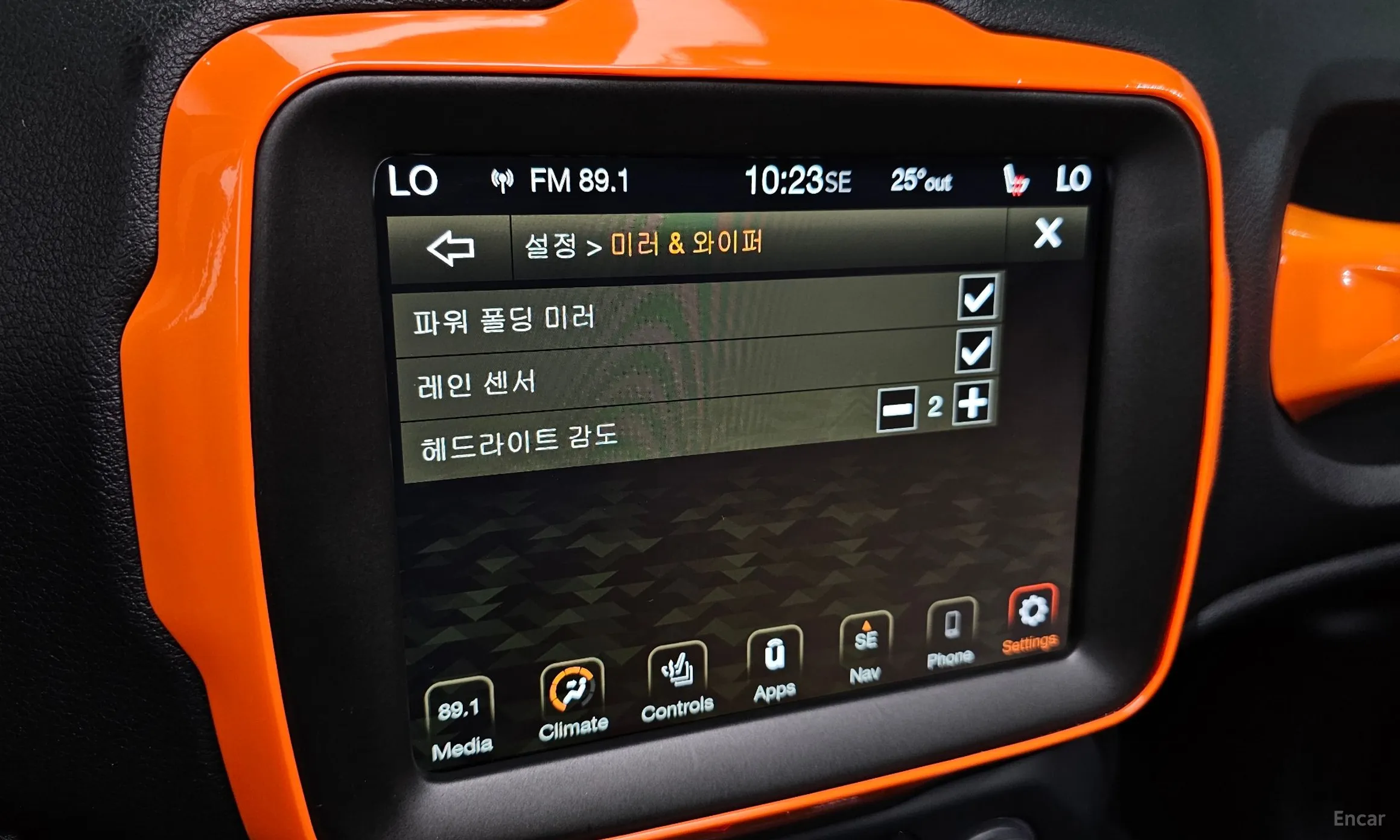Jeep Renegade превью 17