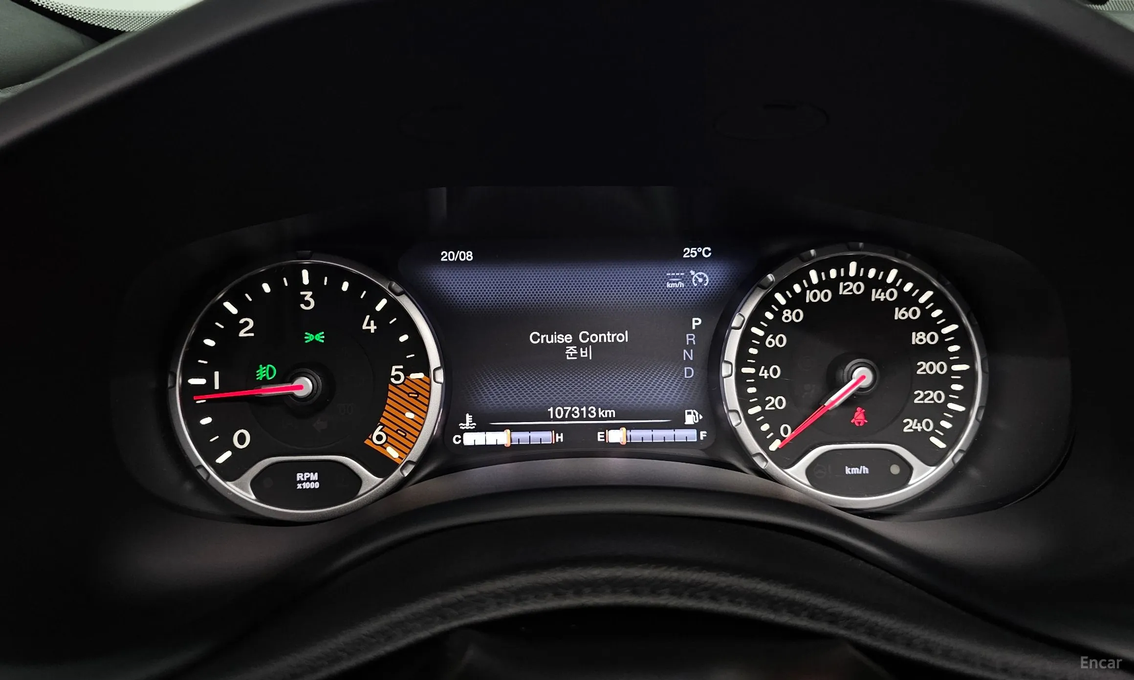 Jeep Renegade превью 8
