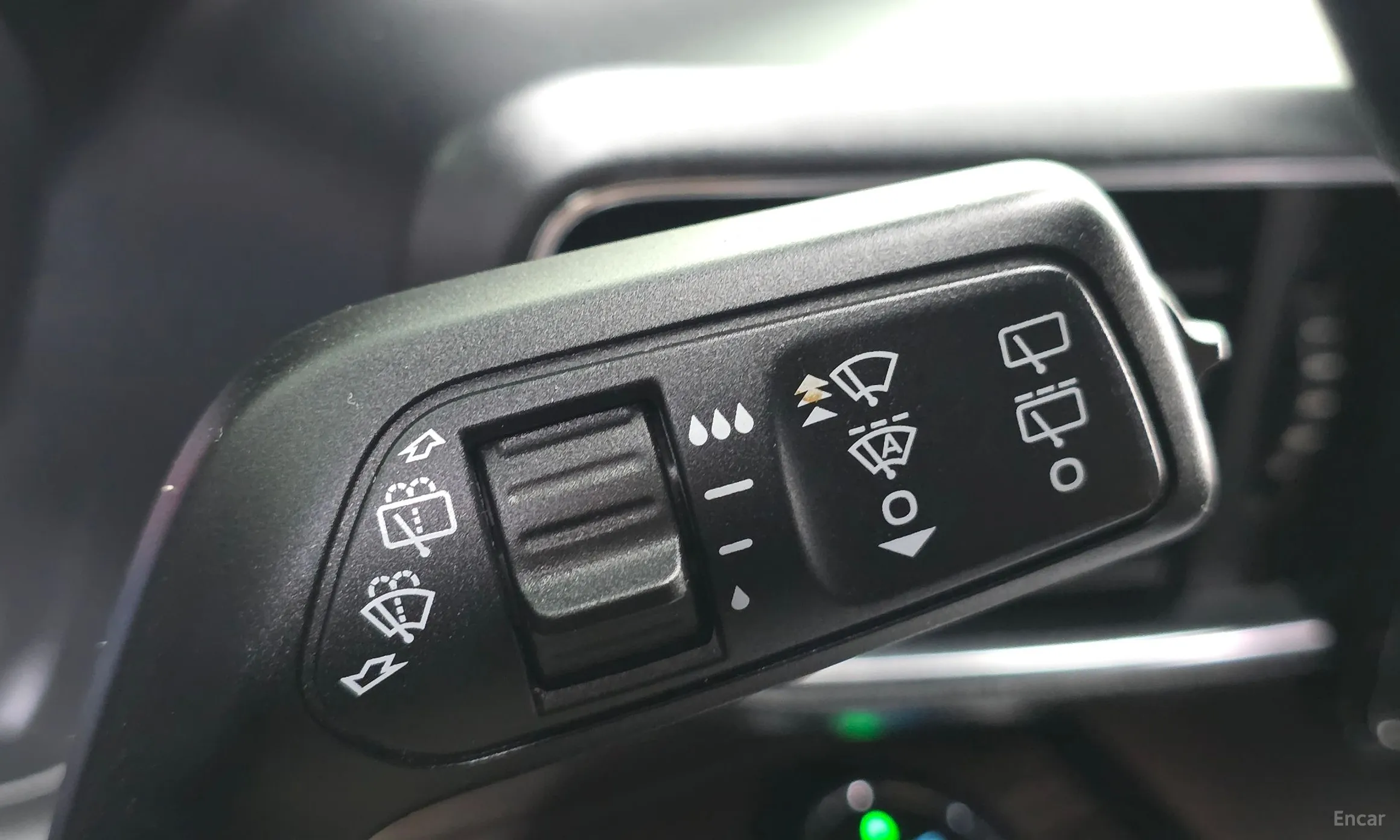 Ford Explorer 6th Generation превью 17