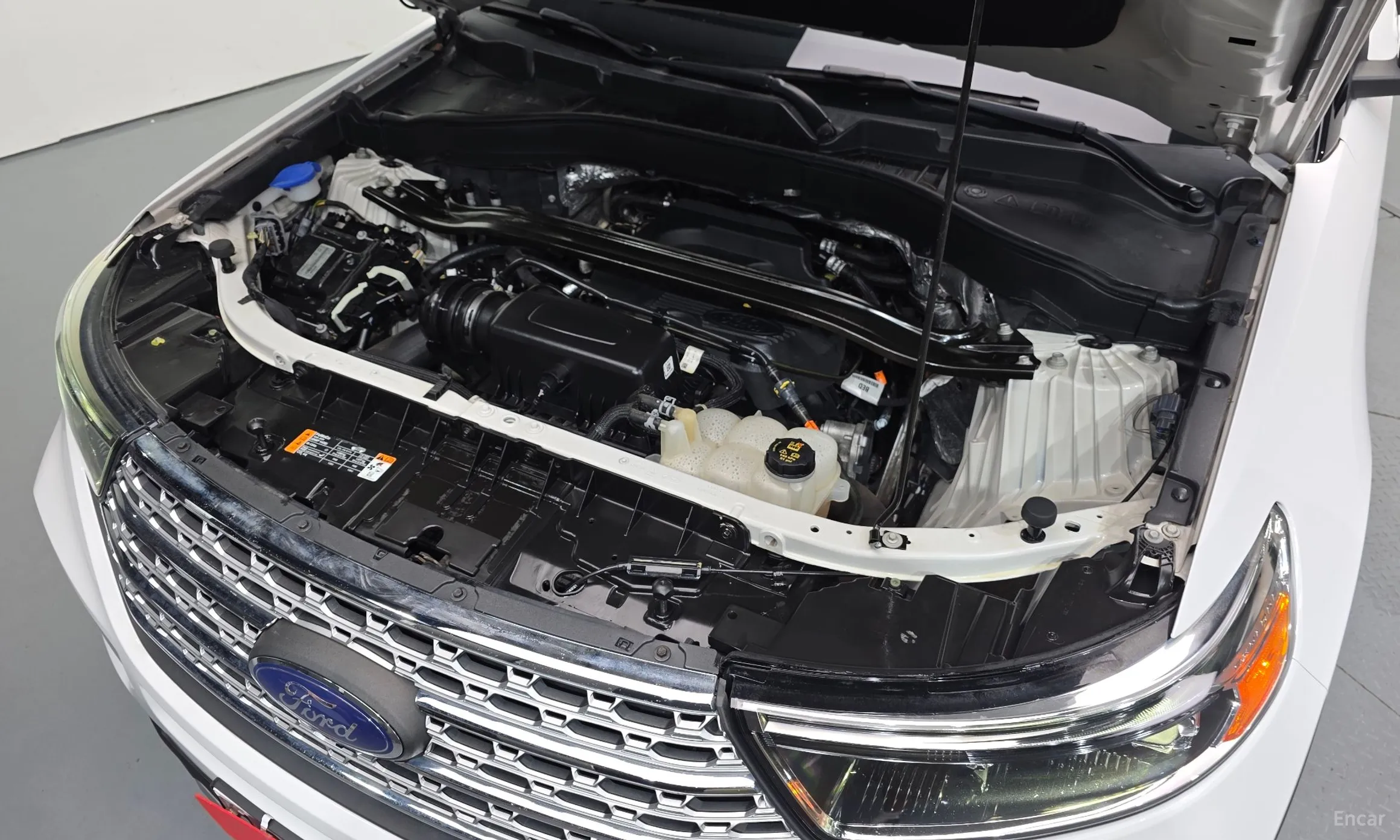 Ford Explorer 6th Generation превью 6