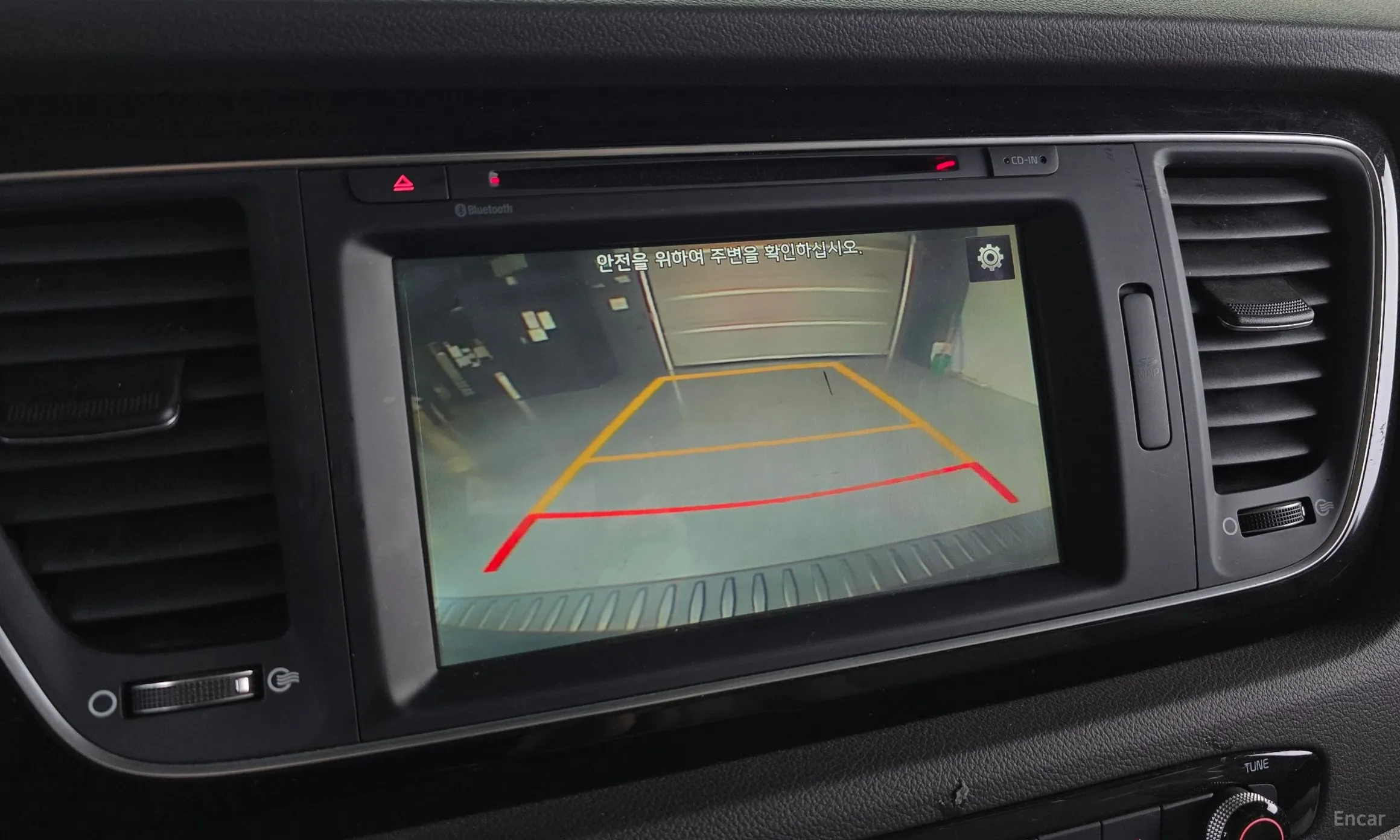 Kia Carnival превью 15