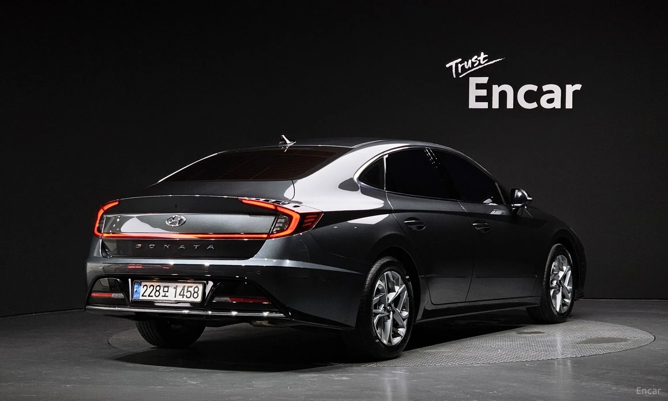 Hyundai Sonata (DN8)