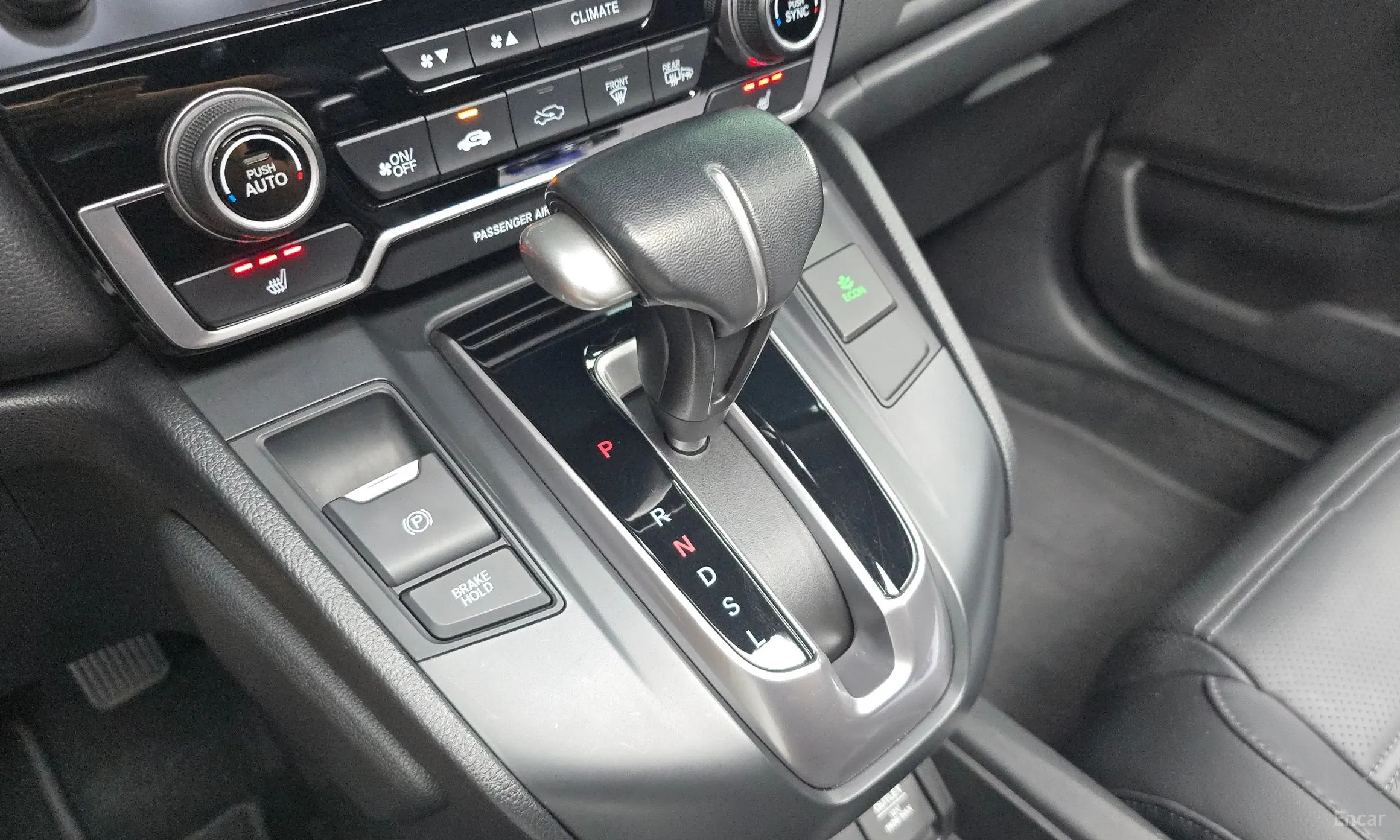 Honda CR-V 5th generation превью 9