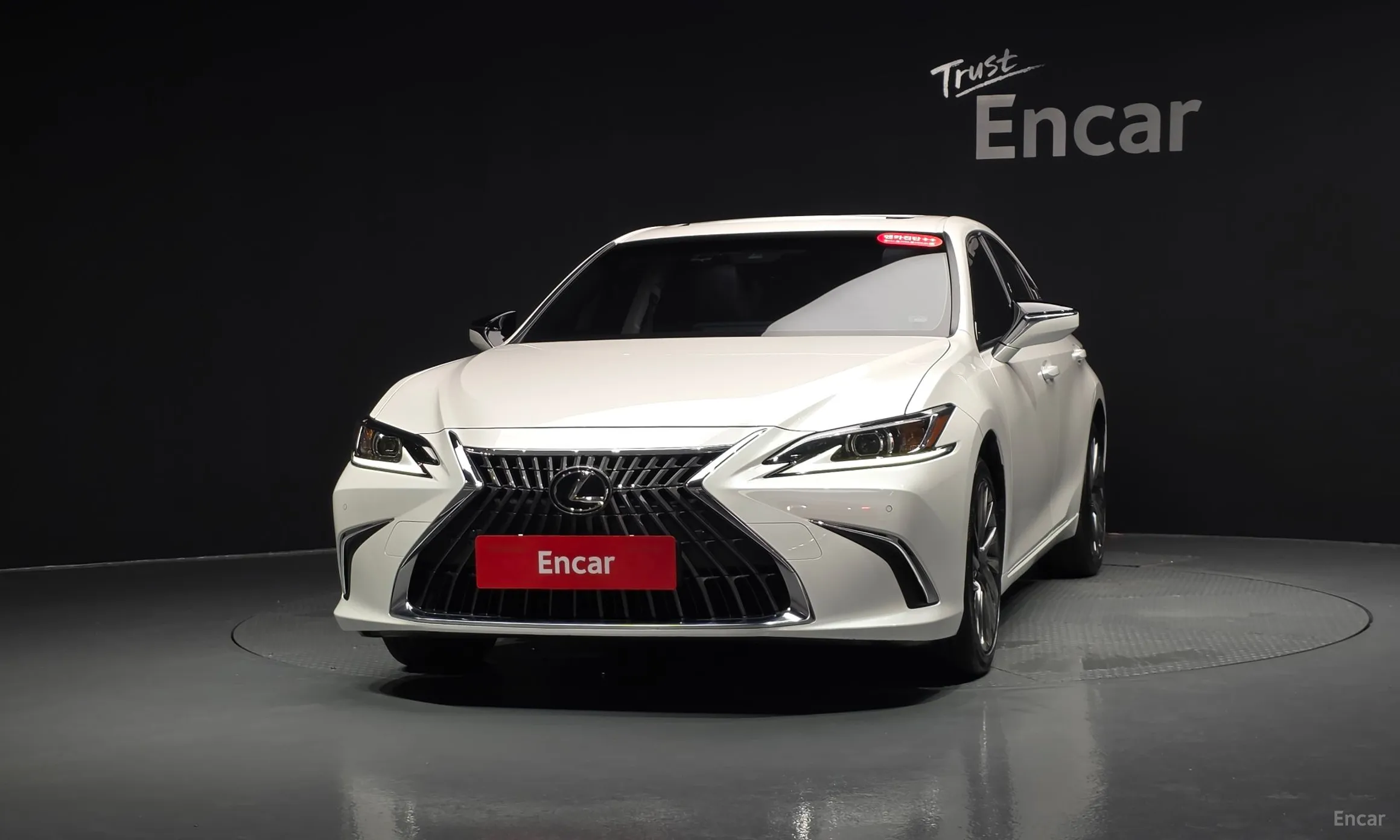 Lexus ES300h 7th Generation превью 3