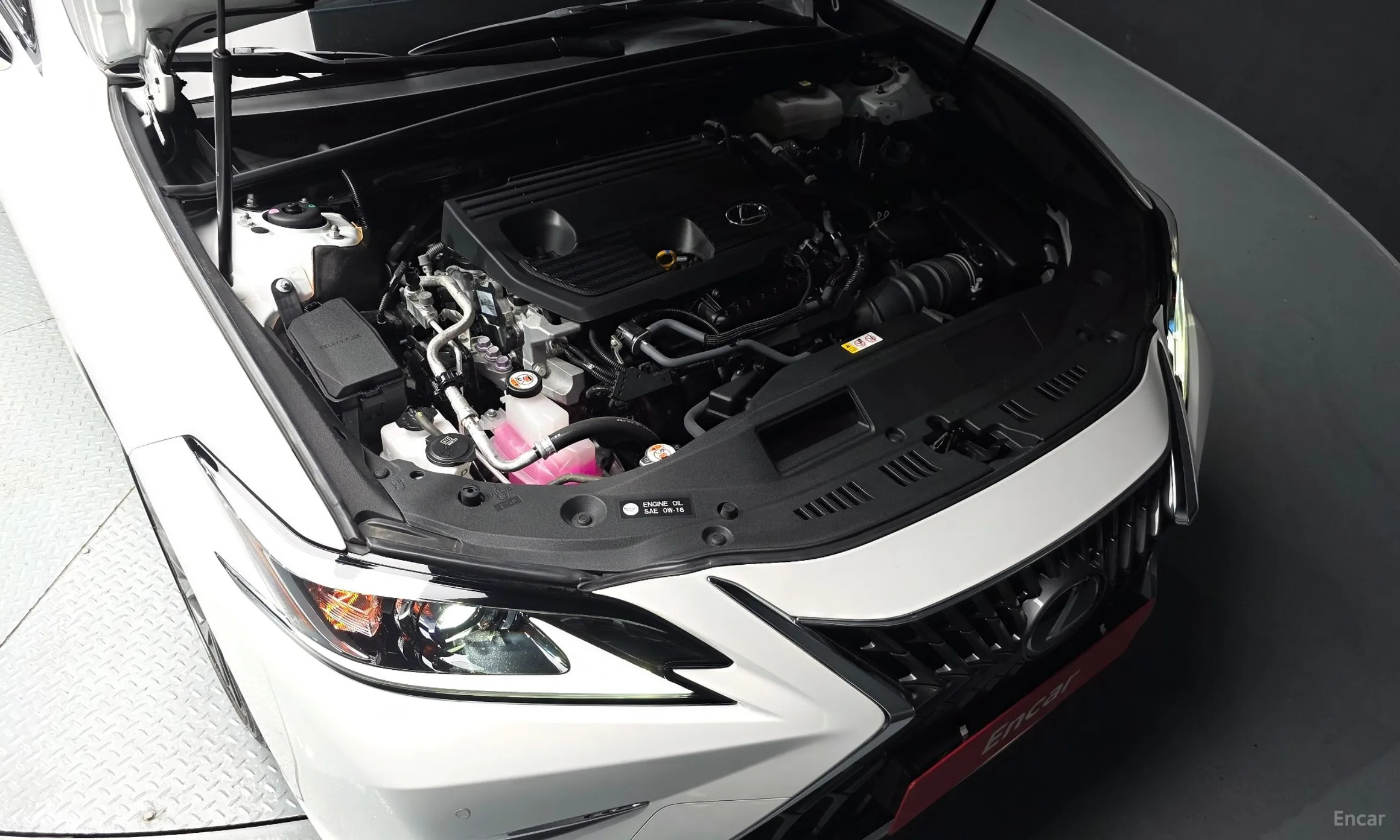 Lexus ES300h 7th Generation превью 6
