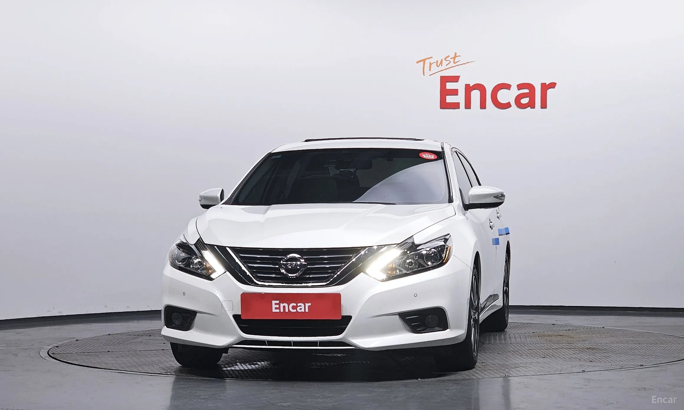 Nissan Altima превью 3