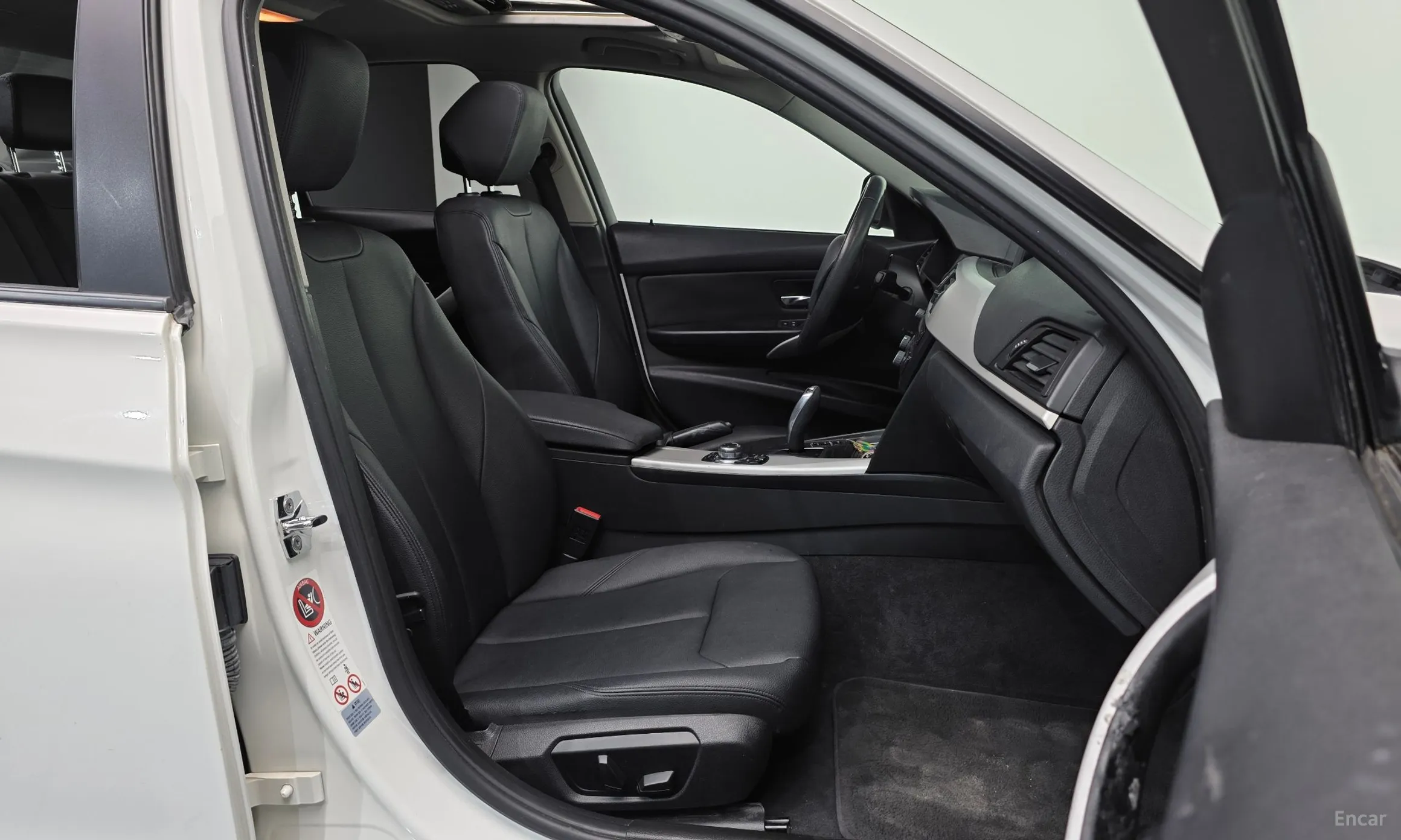 BMW 3 Series (F30) превью 11