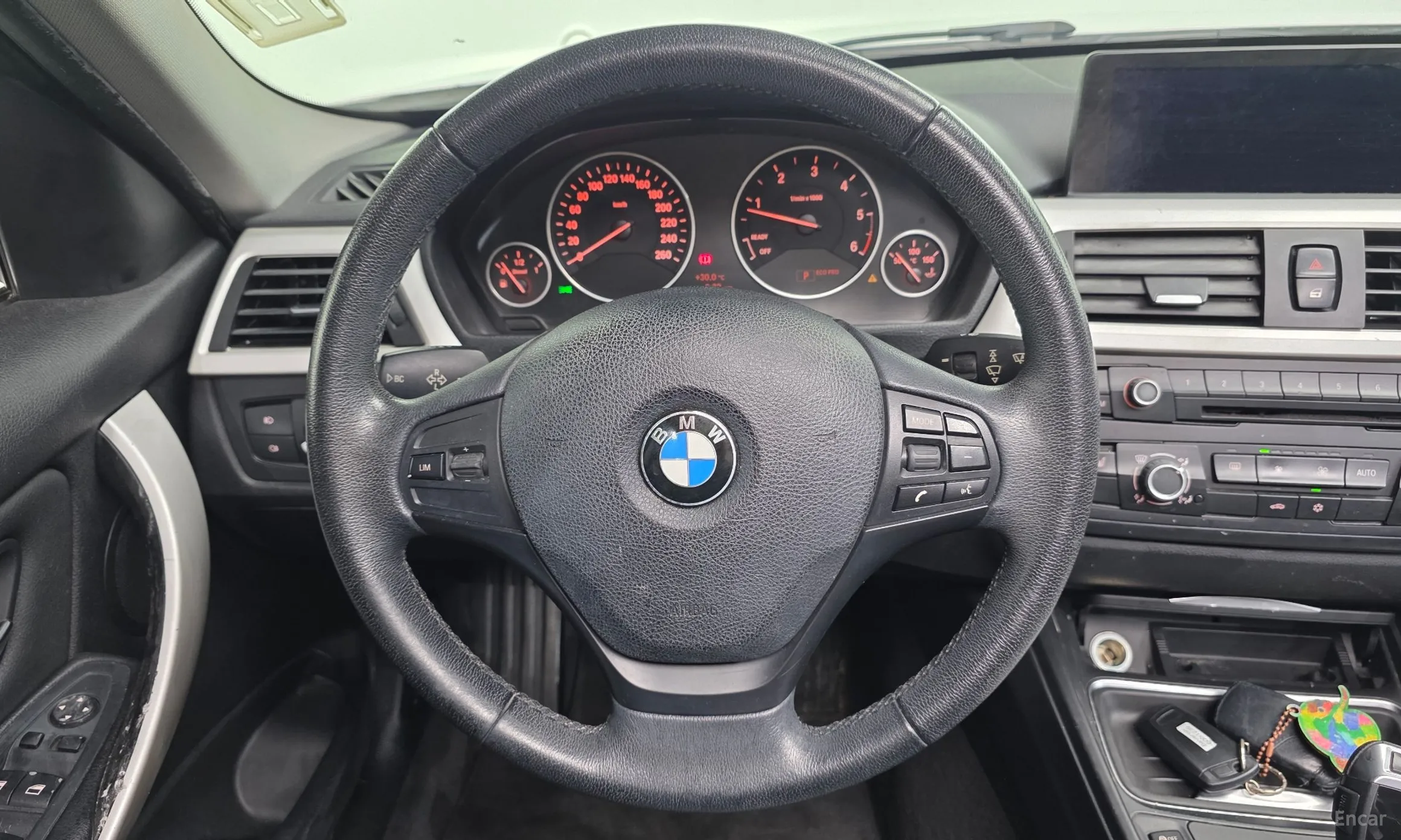 BMW 3 Series (F30) превью 13