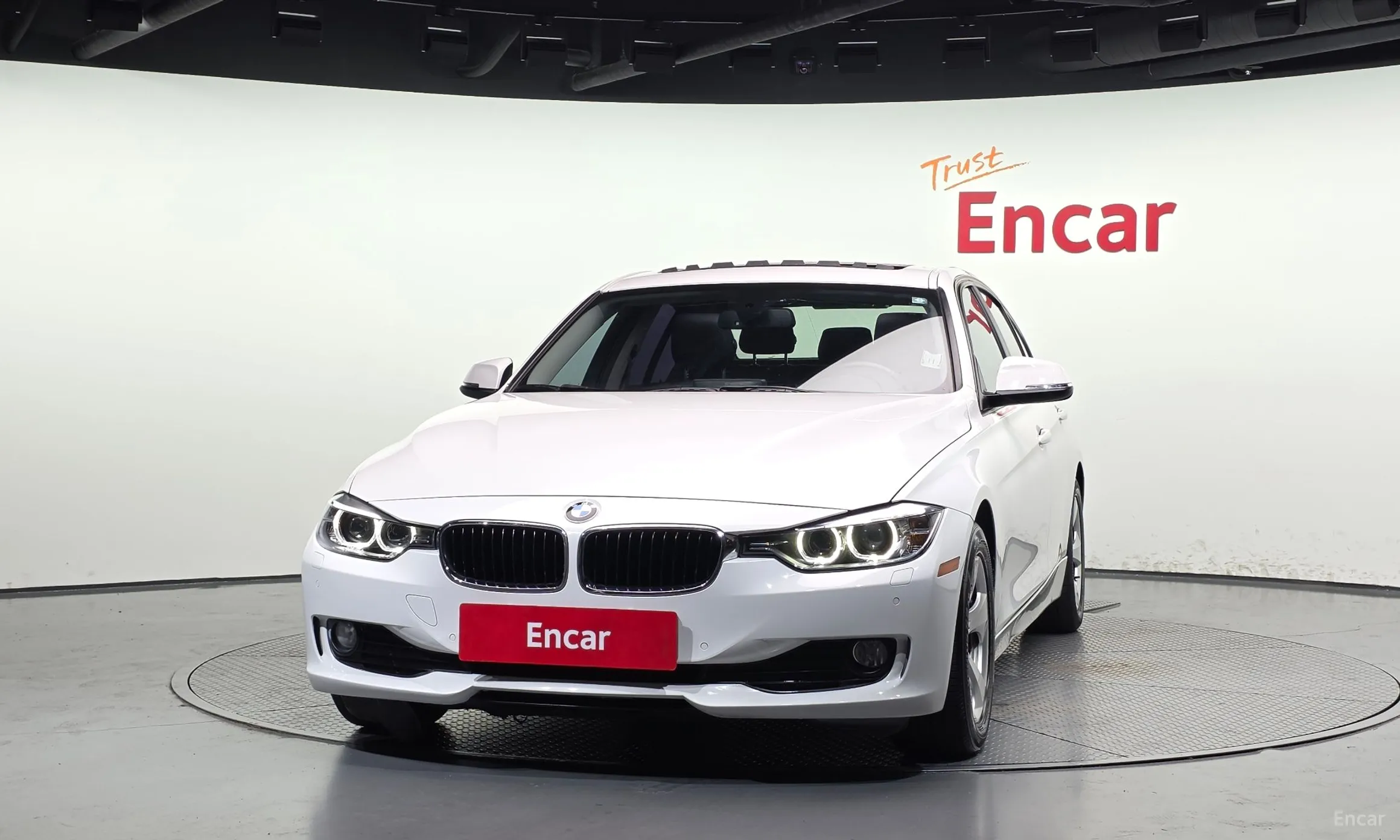 BMW 3 Series (F30) превью 3