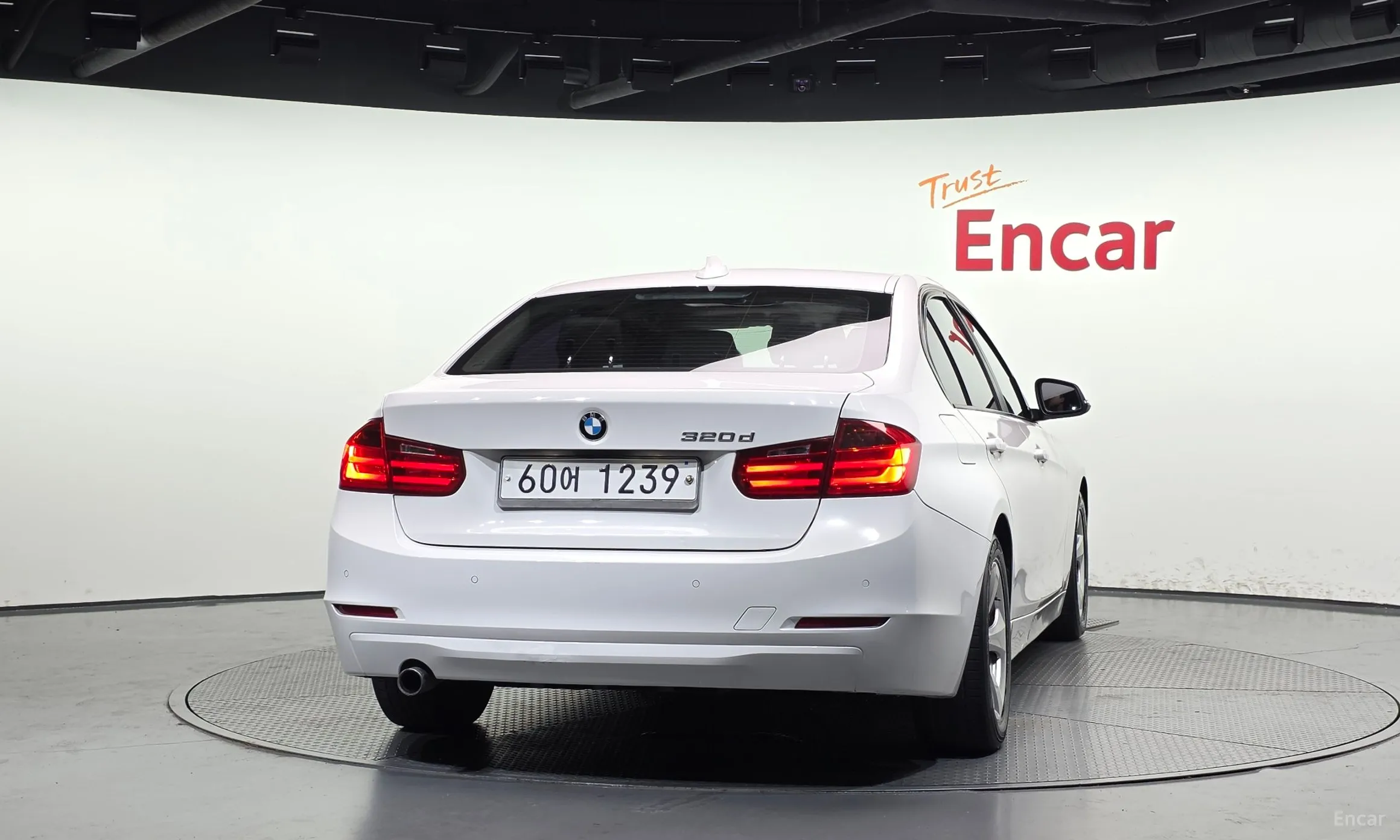 BMW 3 Series (F30) превью 4