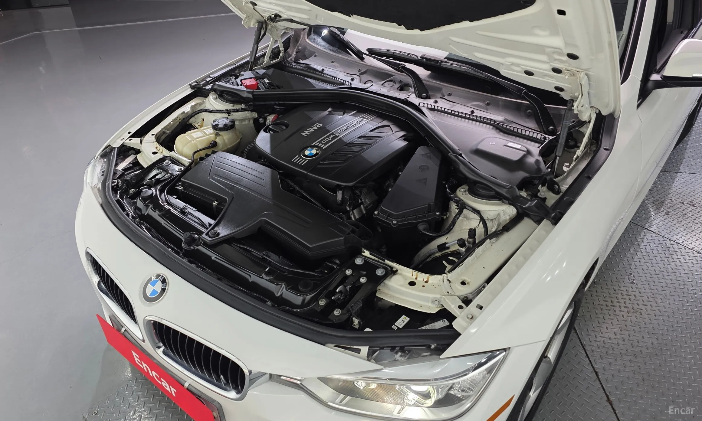BMW 3 Series (F30) превью 6