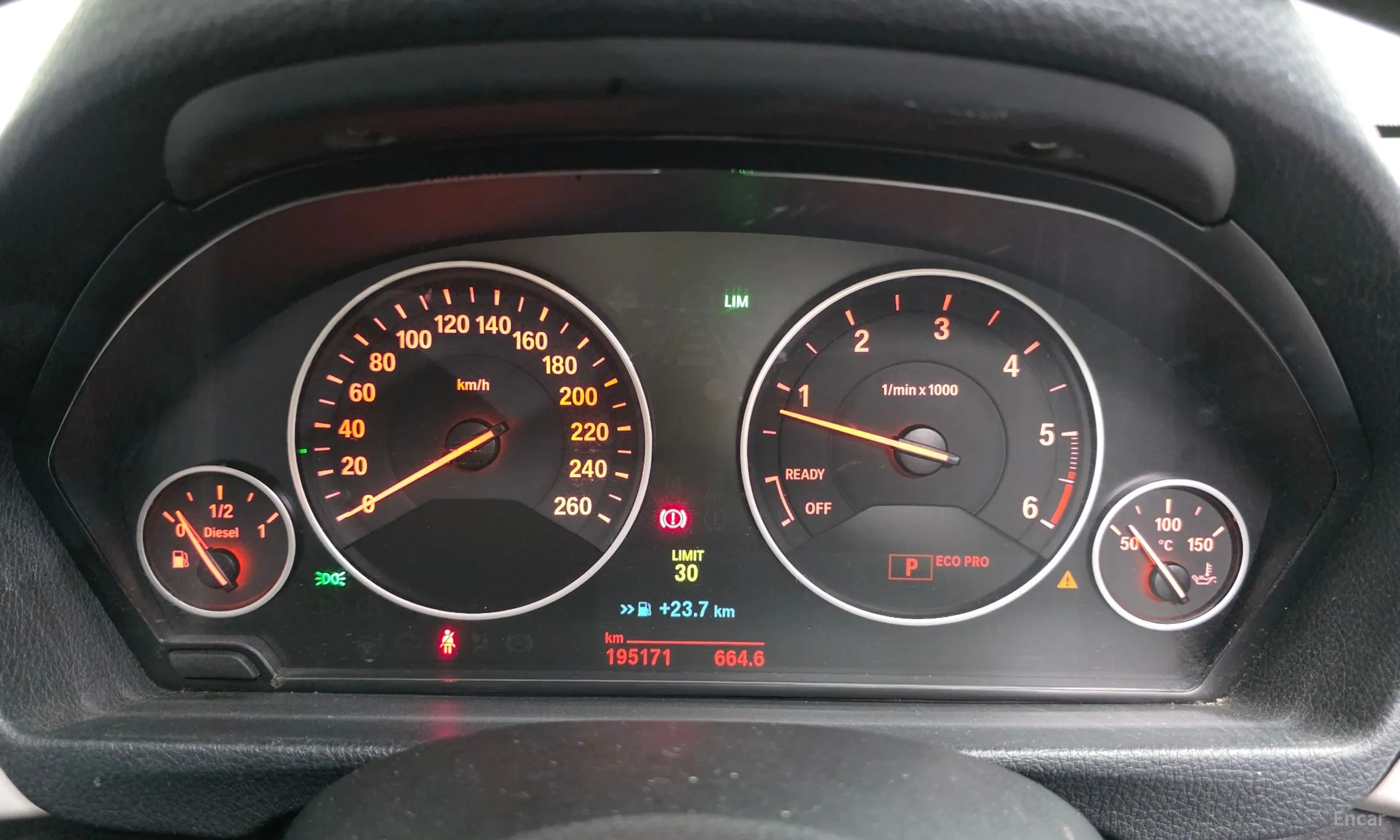 BMW 3 Series (F30) превью 8