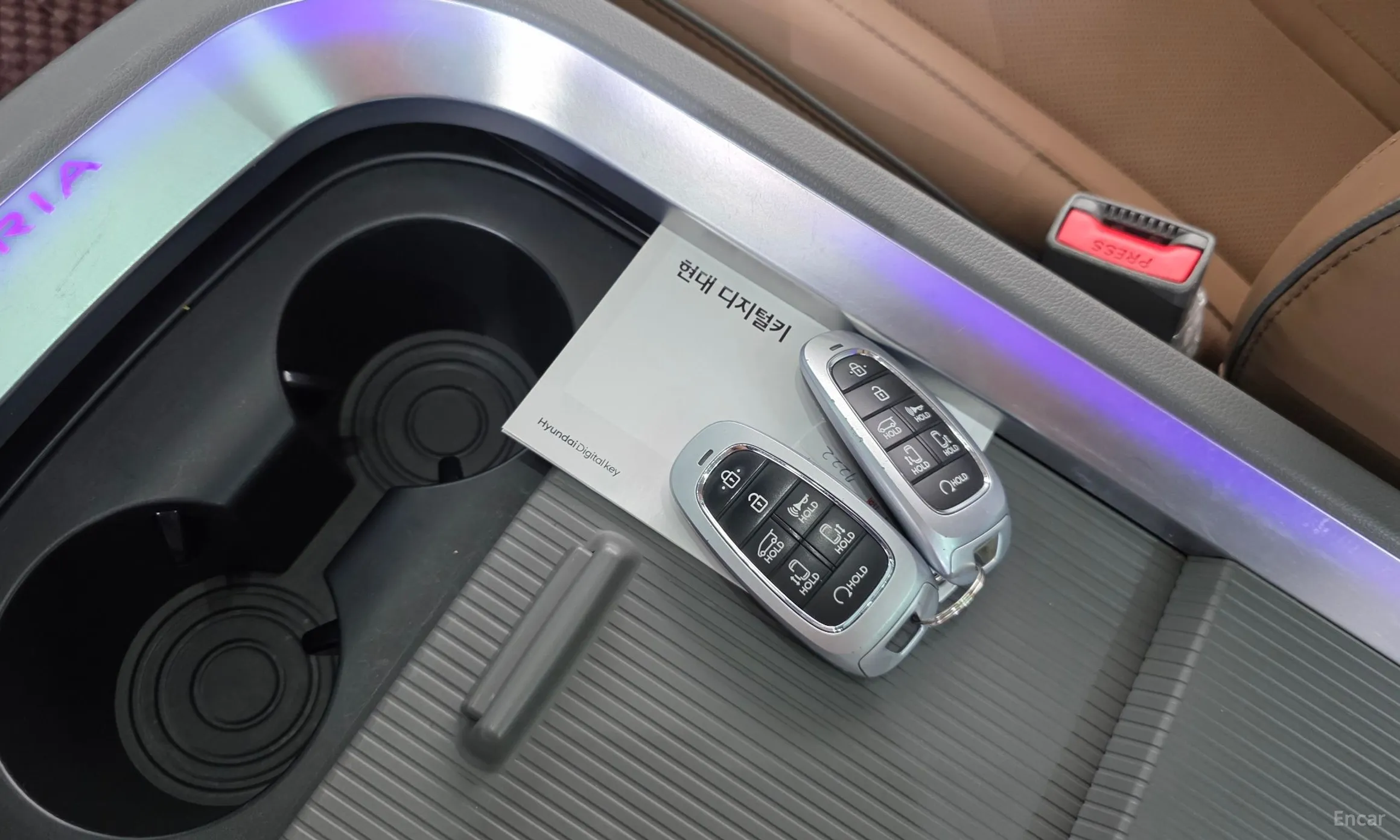 Hyundai Staria превью 15