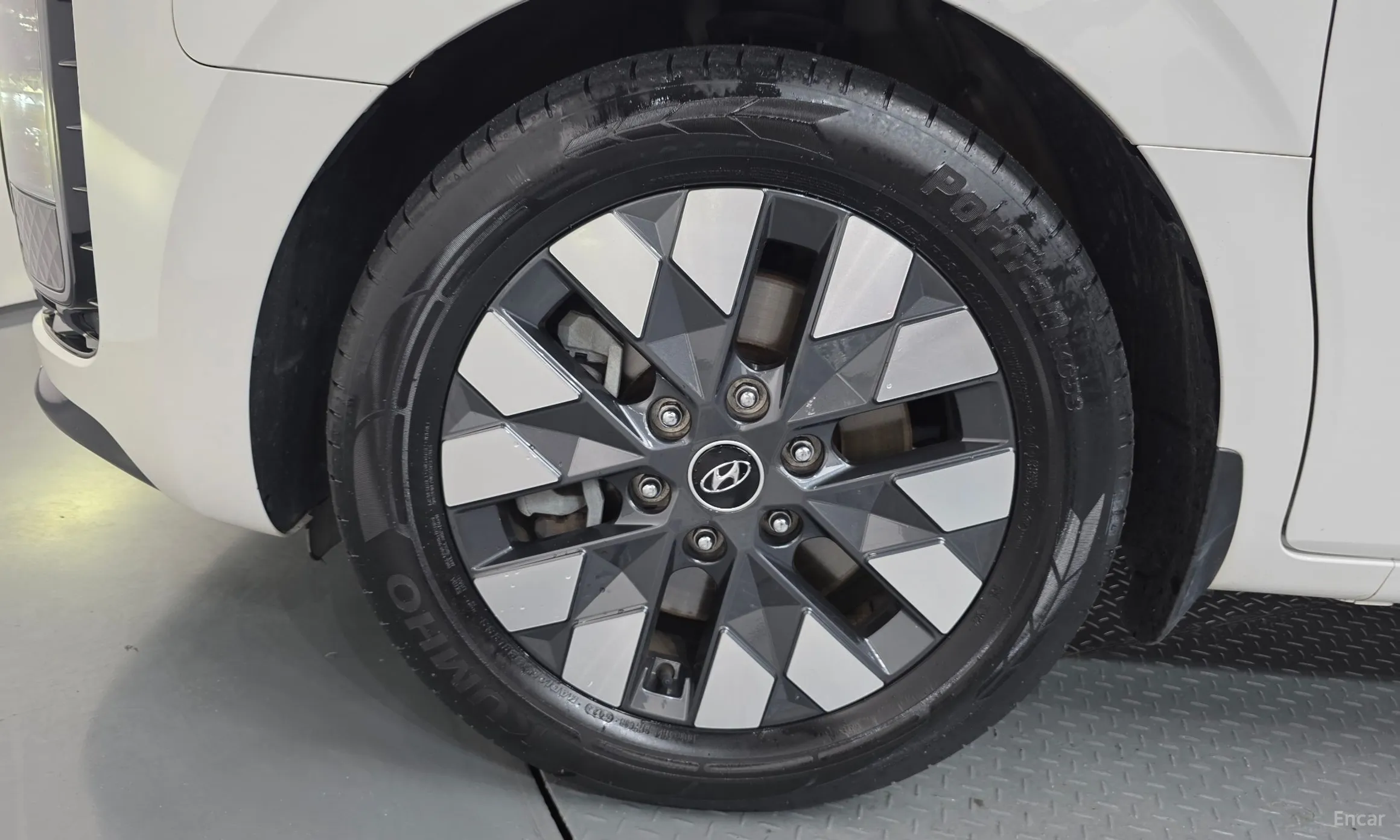 Hyundai Staria превью 5