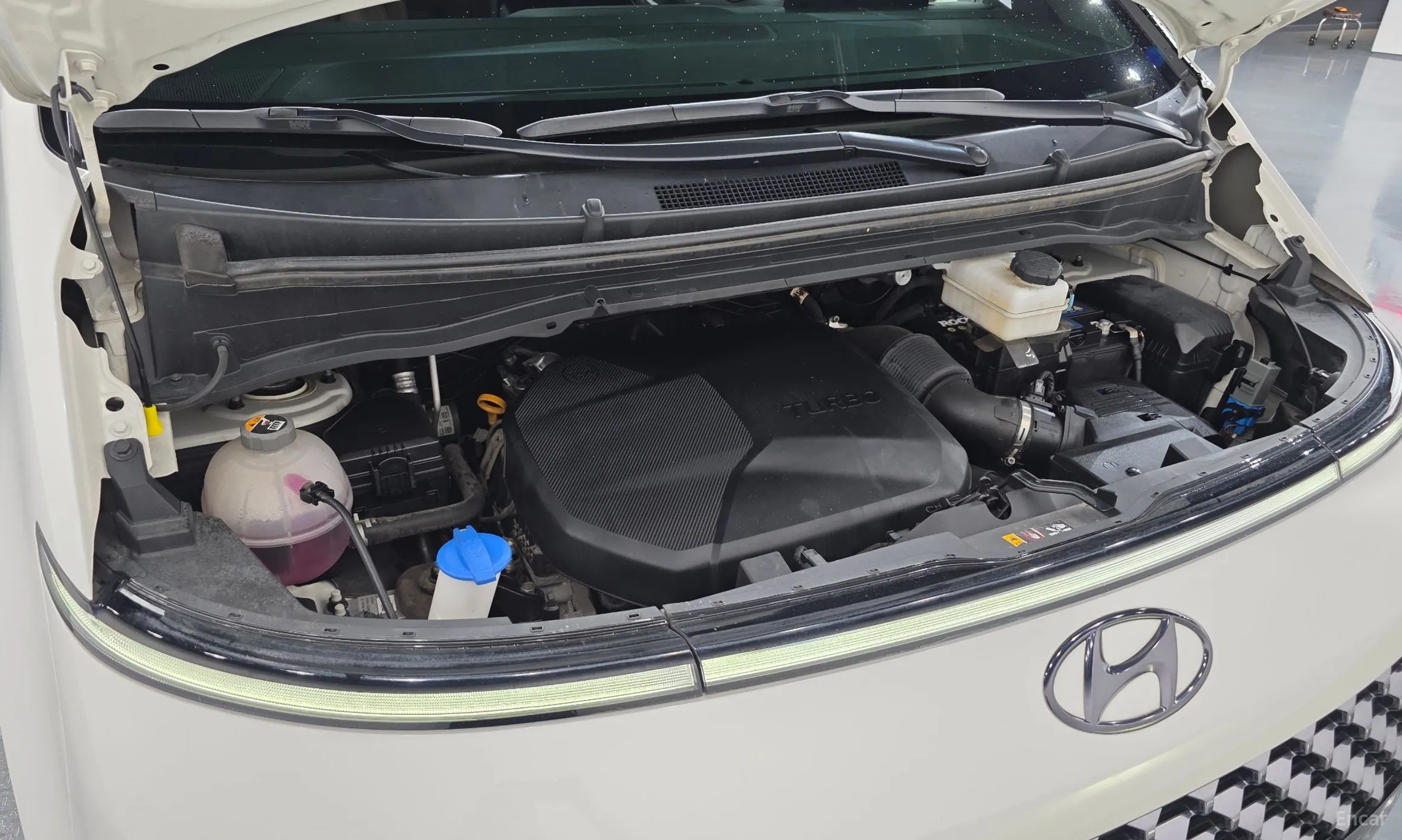 Hyundai Staria превью 6