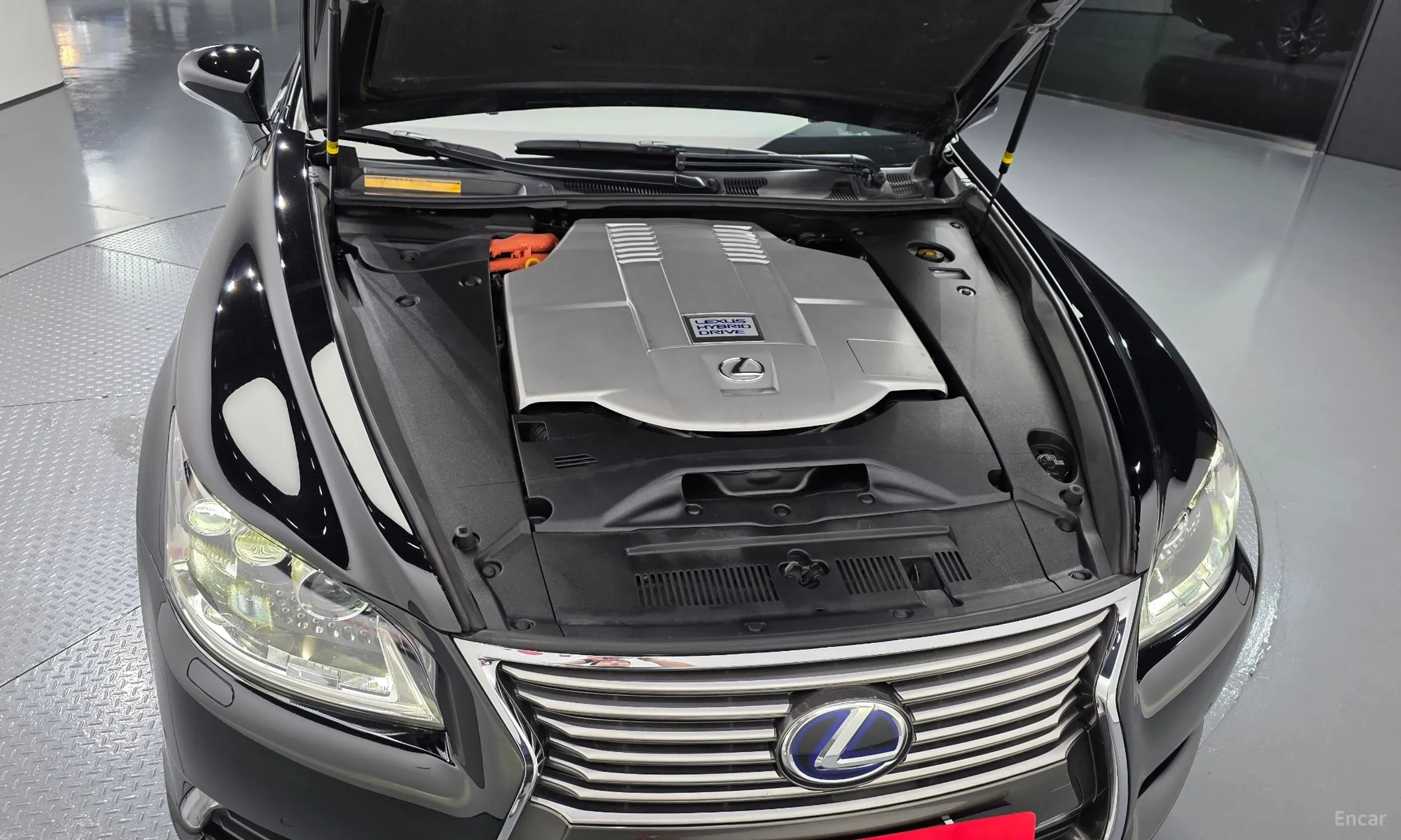 Lexus LS600hL превью 6