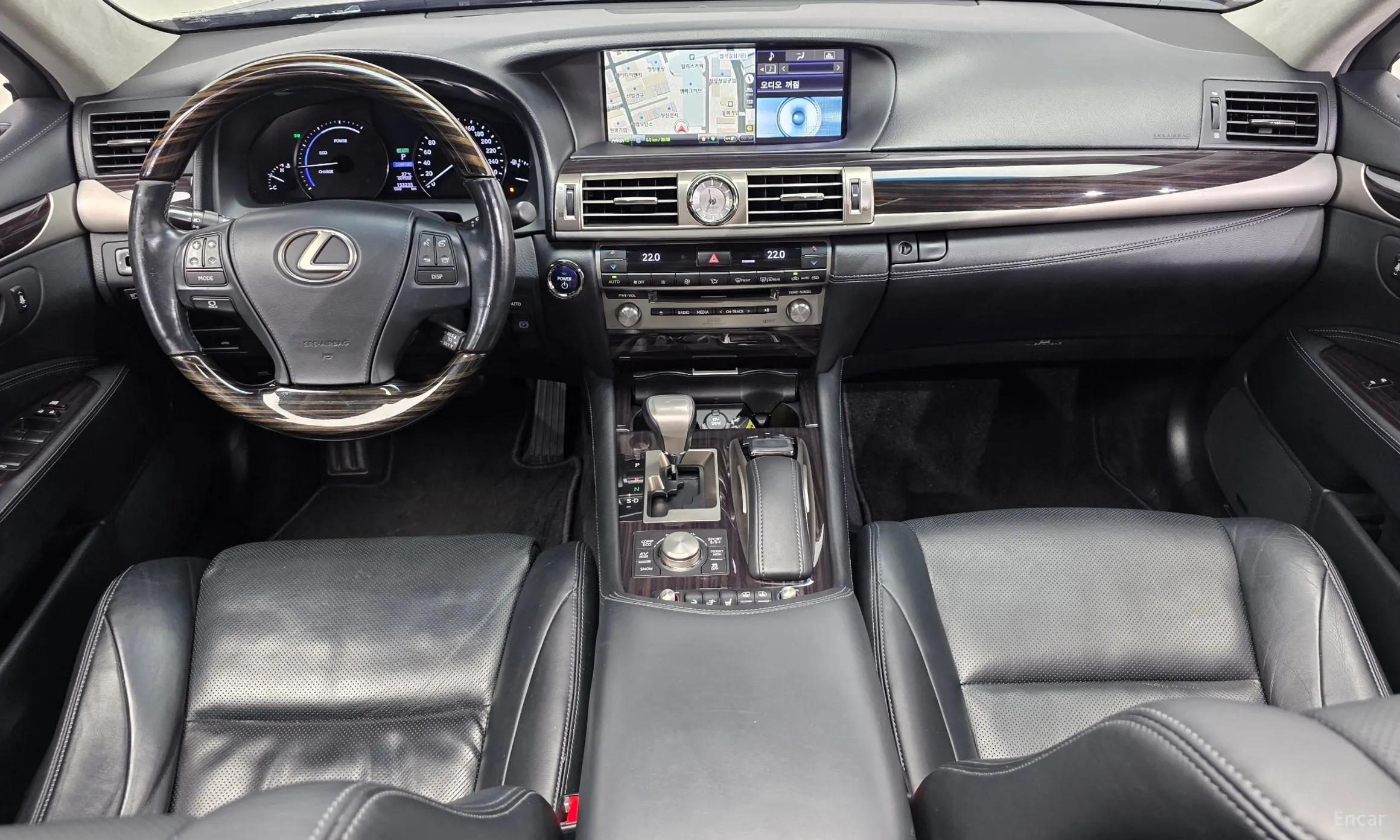 Lexus LS600hL превью 7