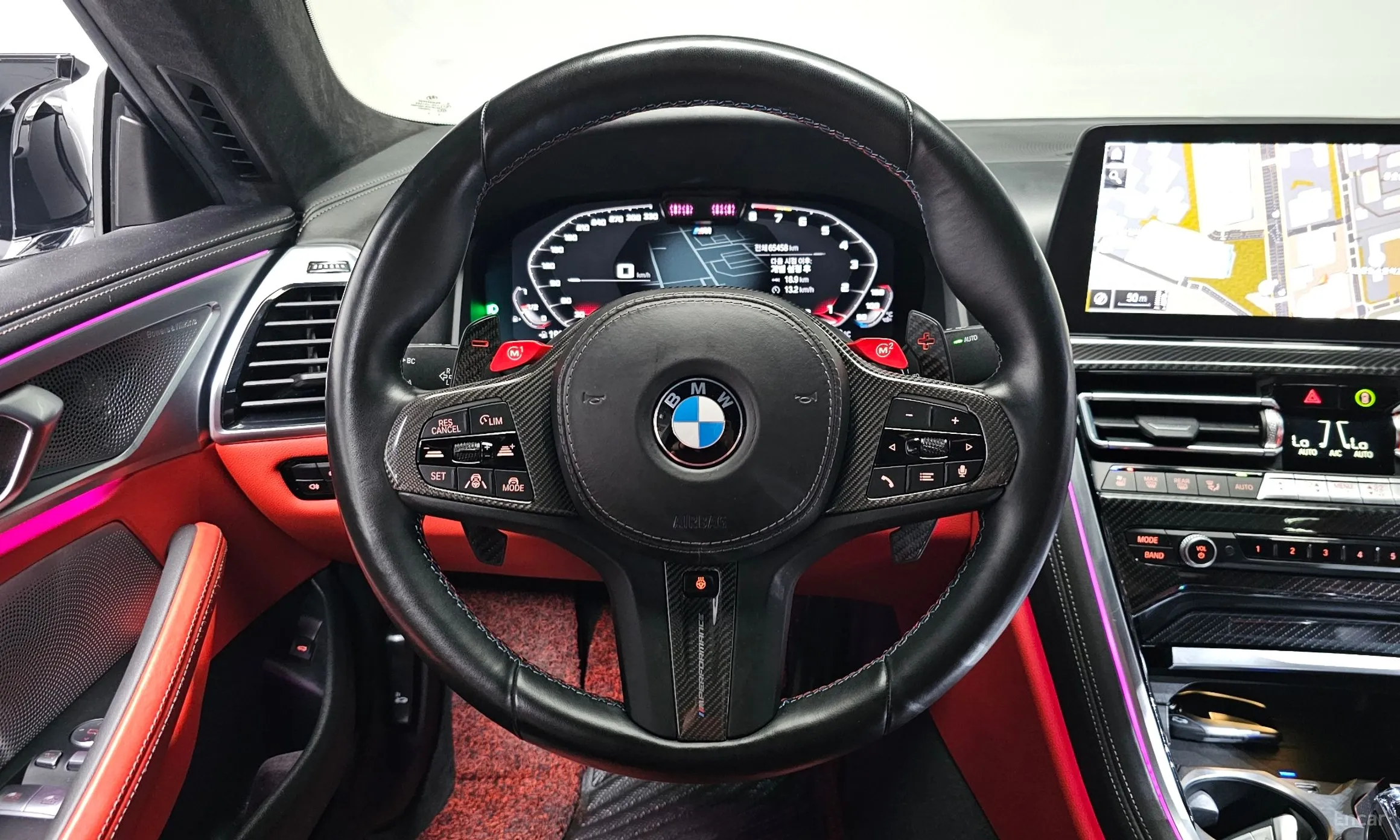 BMW 8-series (G15) превью 13