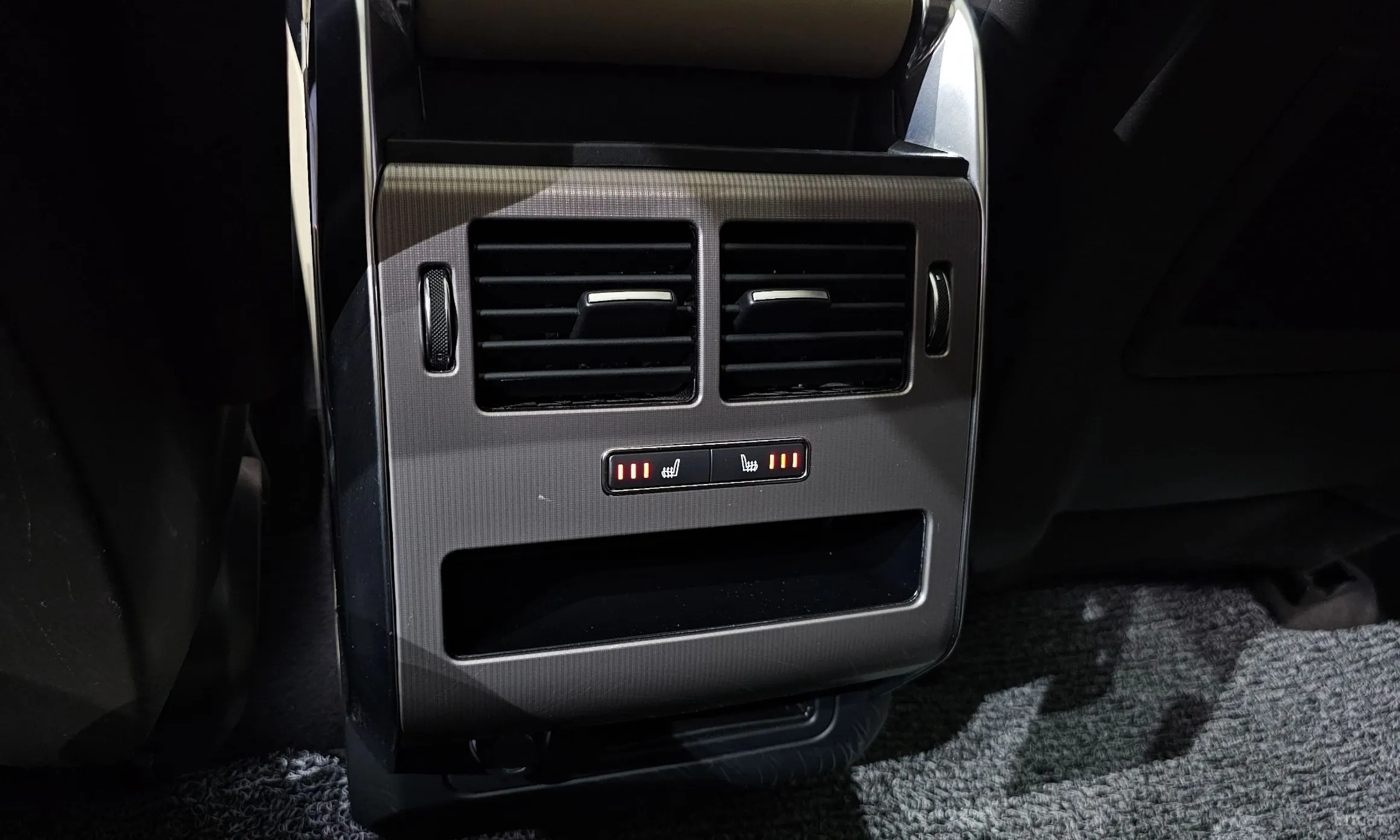 Land Rover Range Rover Sport 2nd Generation превью 19