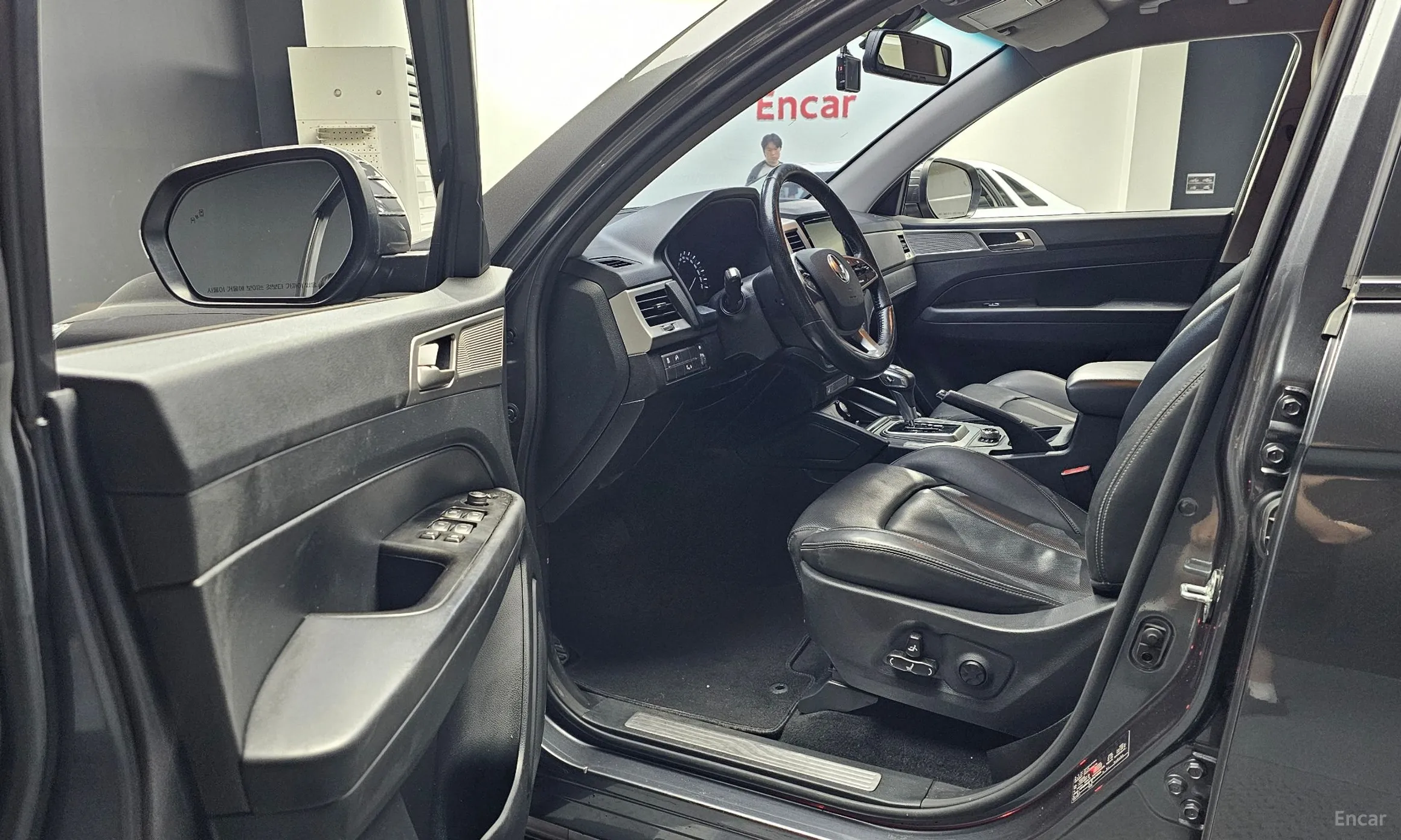 KG Mobility (SsangYong) Rexton Sports превью 10