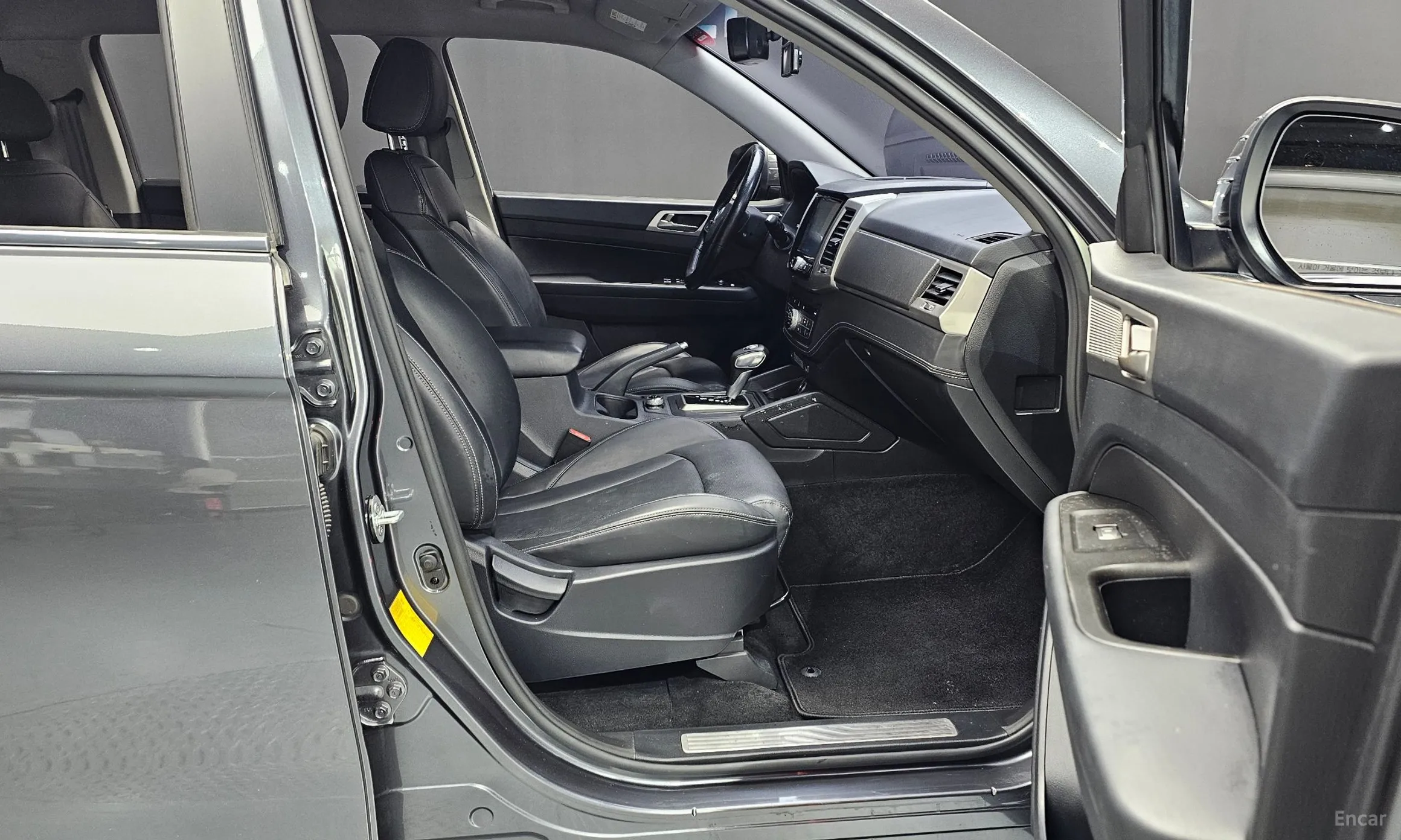 KG Mobility (SsangYong) Rexton Sports превью 11
