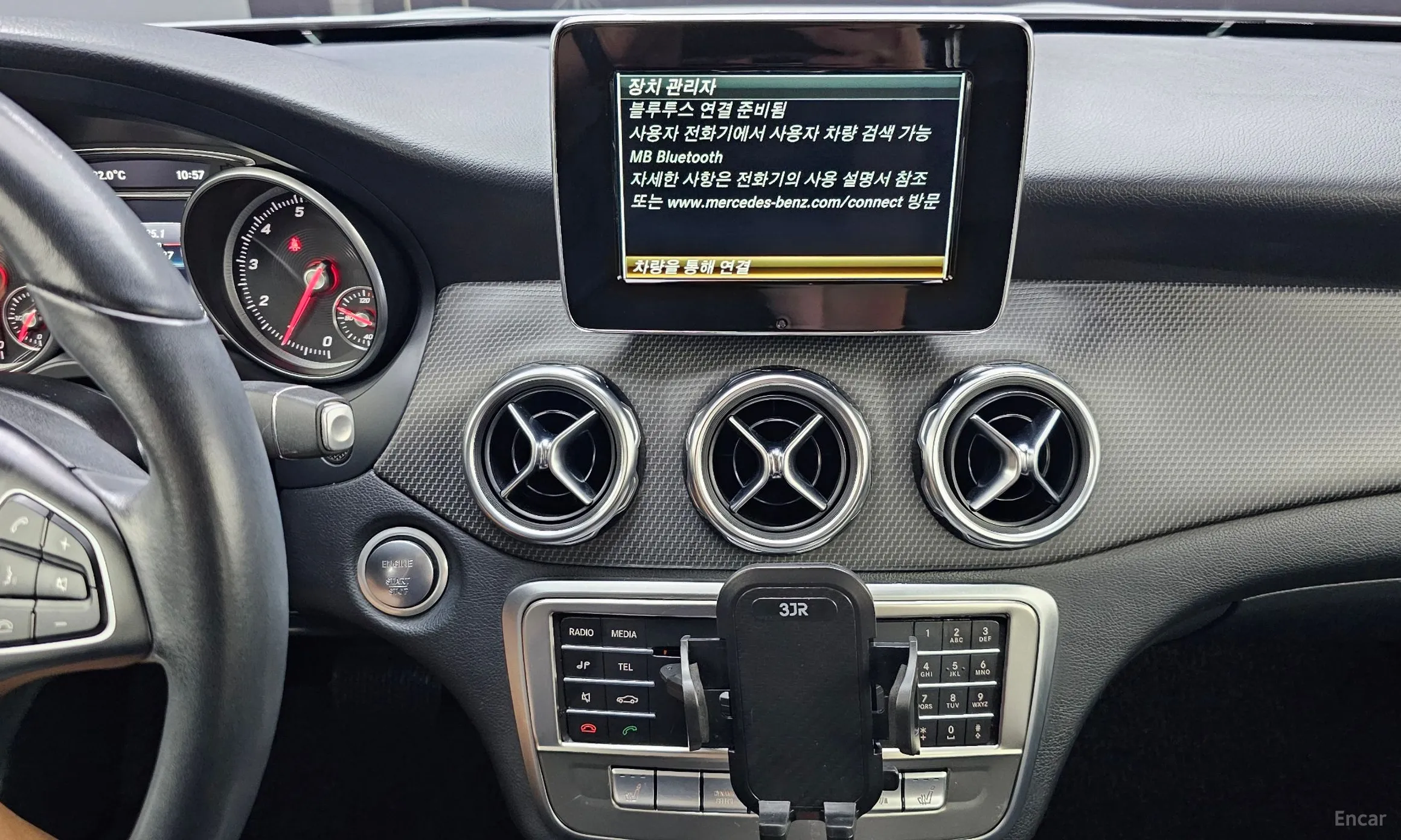 Mercedes Benz GLA-Class X156 превью 14